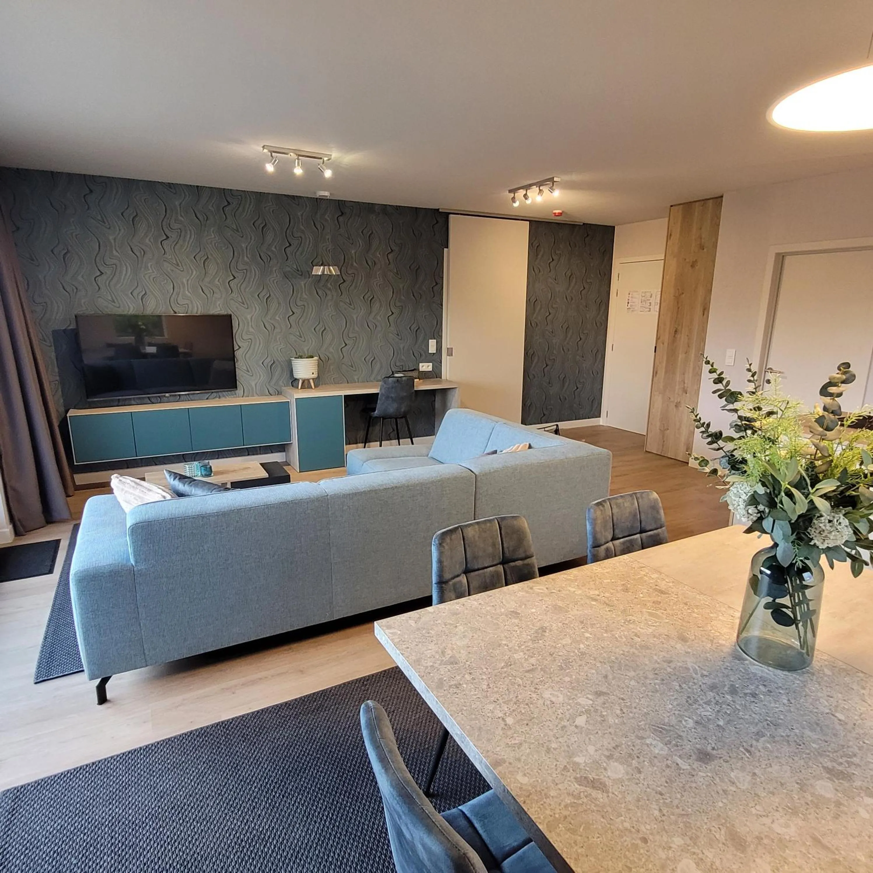 Living room, Bed in Abalona Hotel & Apartments