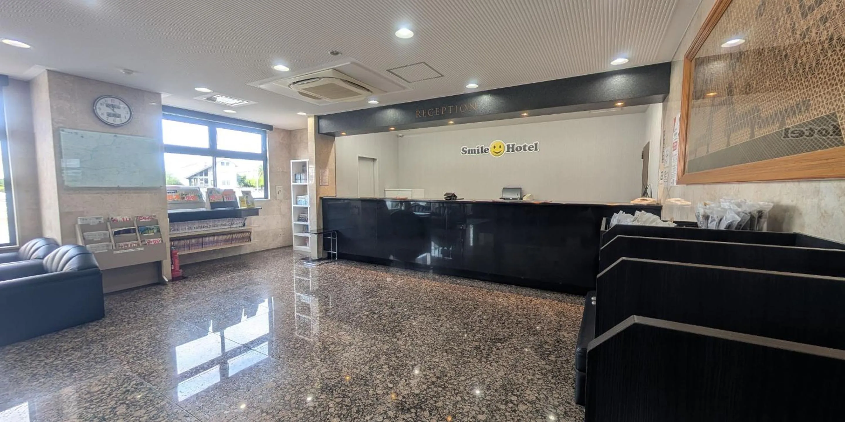 Lobby or reception in Smile Hotel Fukuoka Okawa