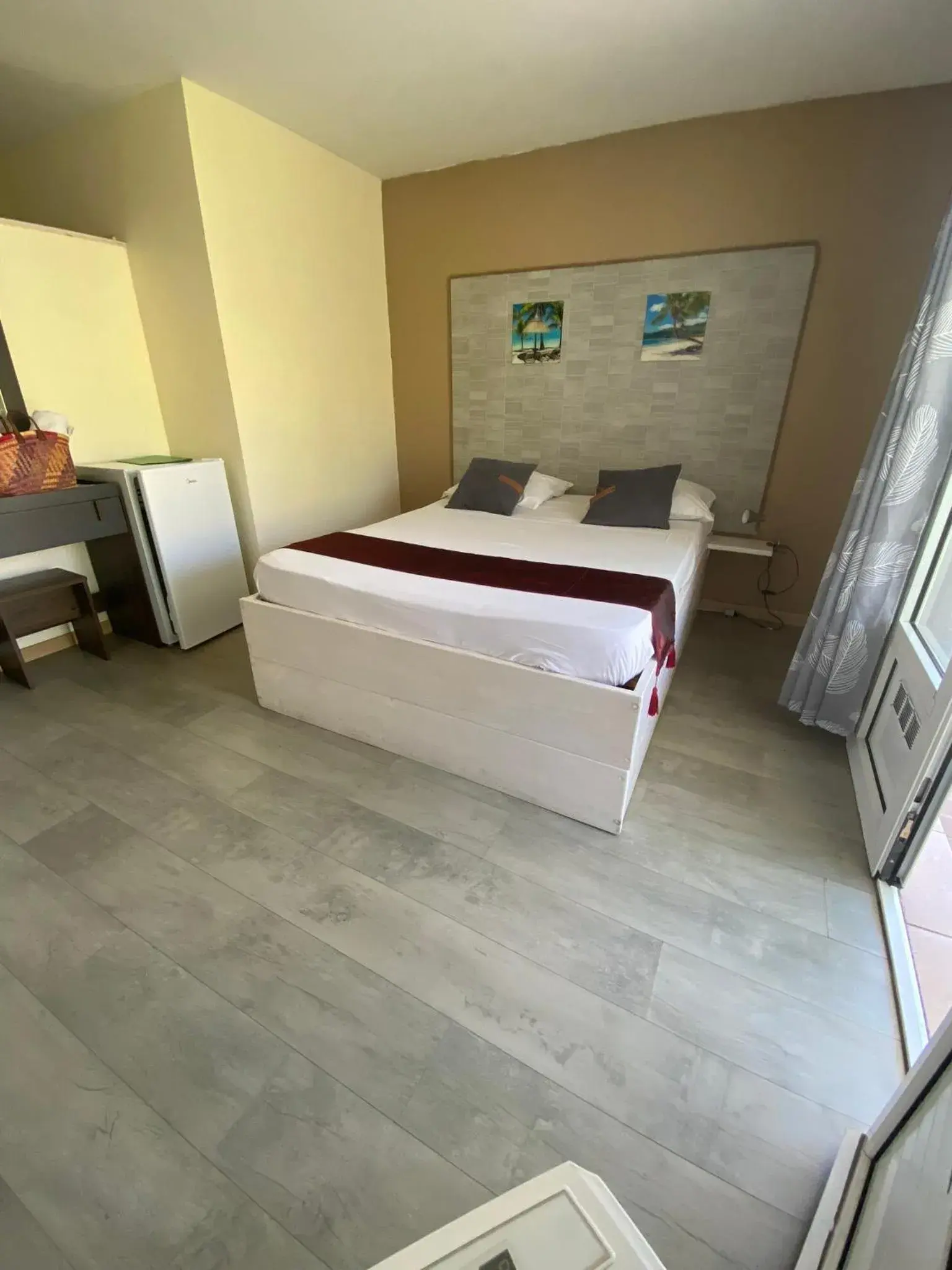 Double Room with Terrace in Hôtel Le Soleil Couchant Double Room with Terrace in Hôtel Le Soleil Couchant