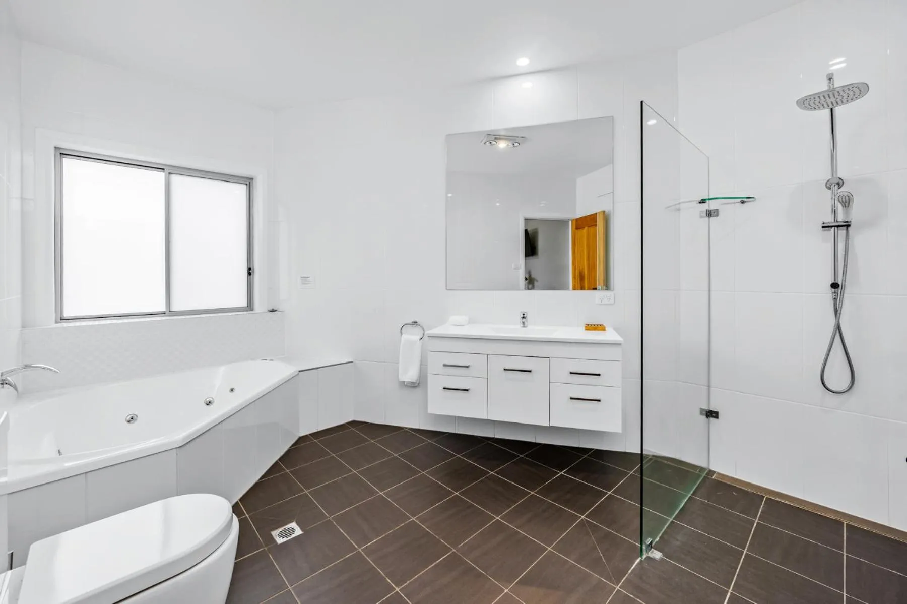 Bathroom in Hunter Oasis