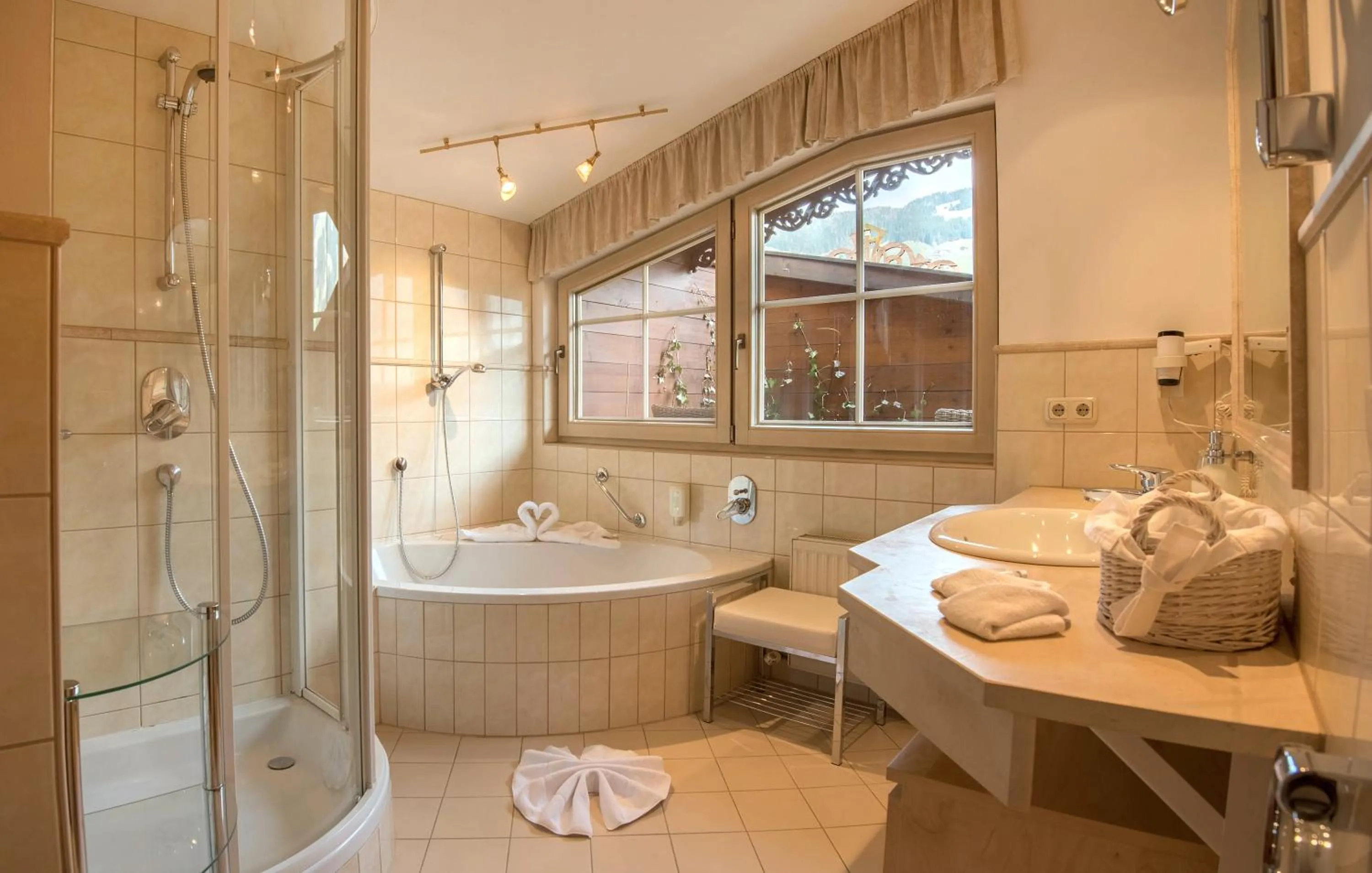 Bathroom in Hotel Alpenblick Zillertal