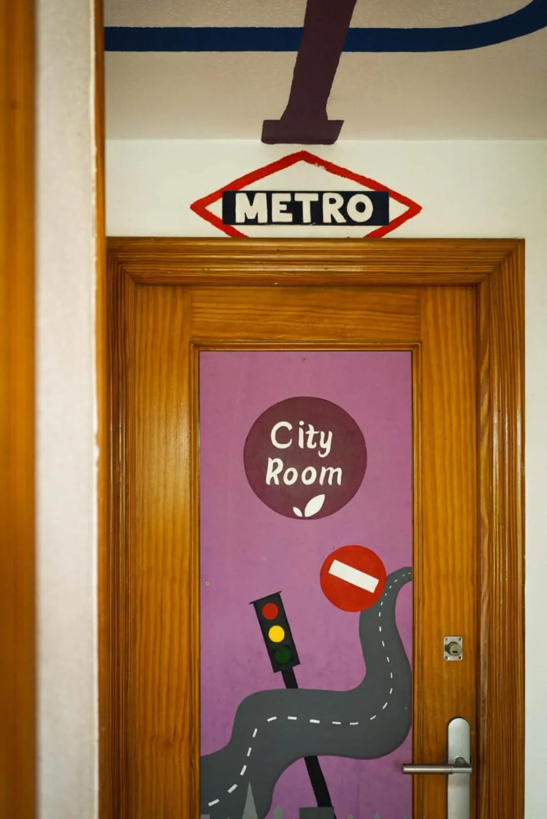 Property logo or sign in La Casa Verde