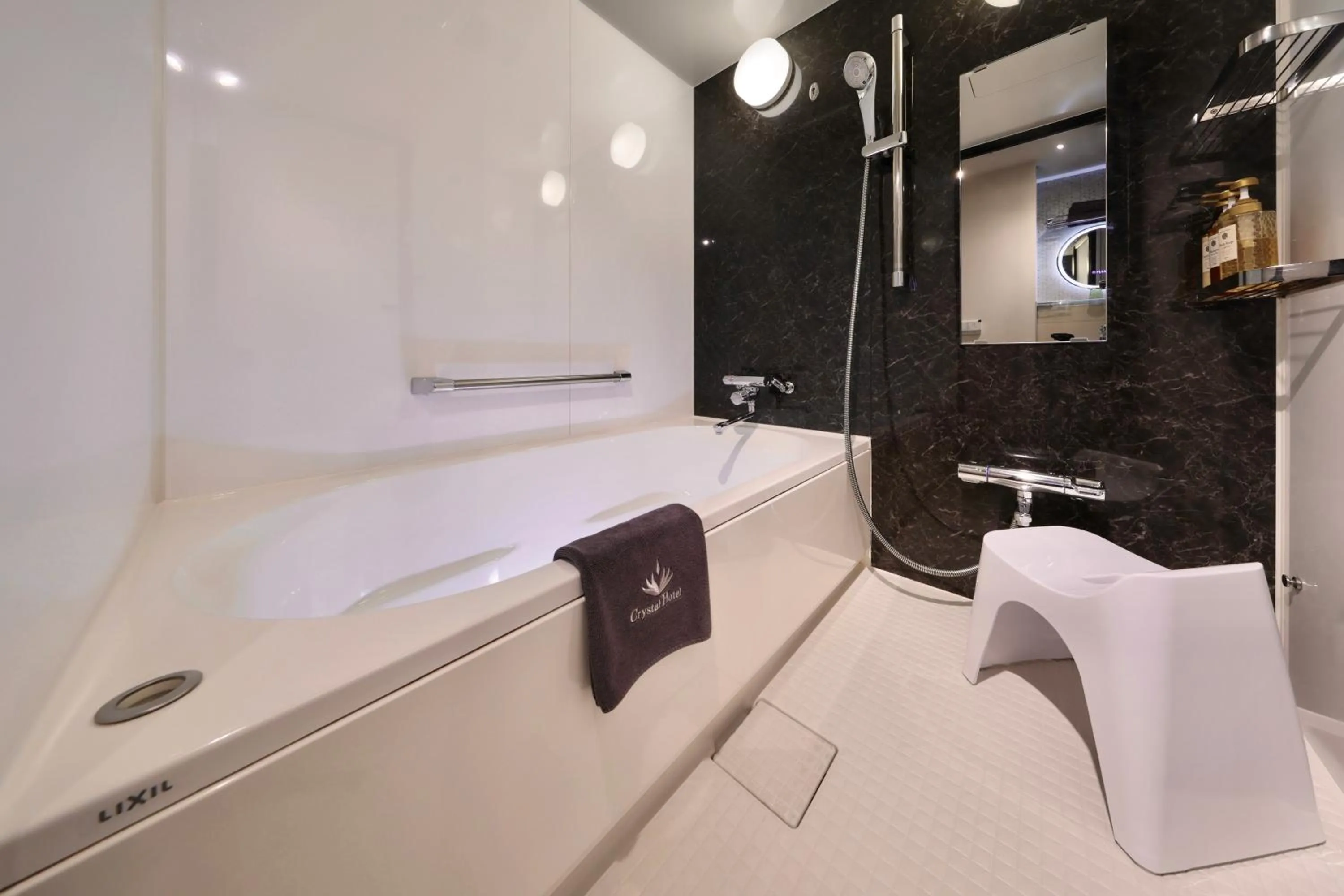 Bathroom in Kuromon Crystal Hotel