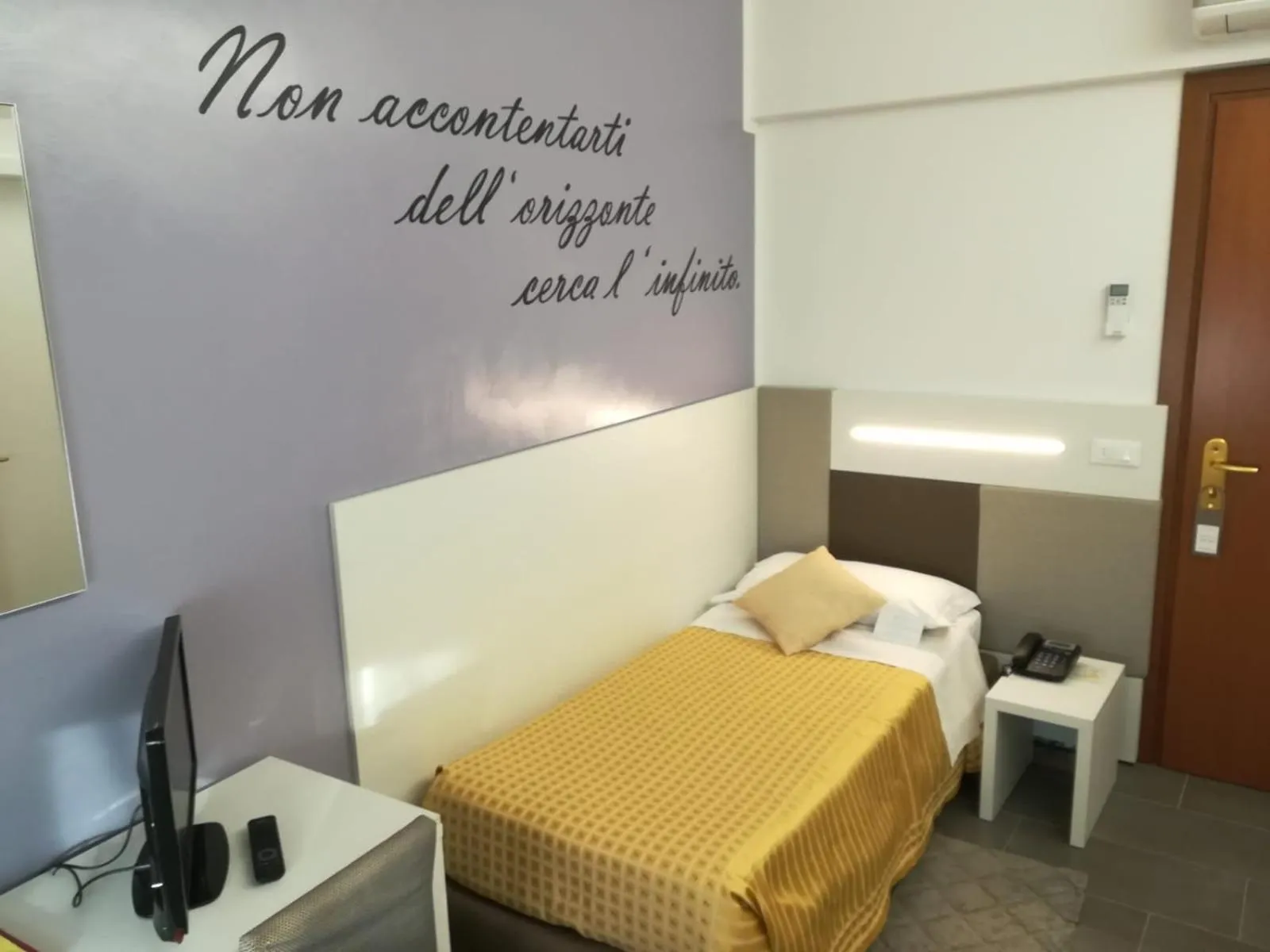 Bed in Albergo Zoello Je Suis