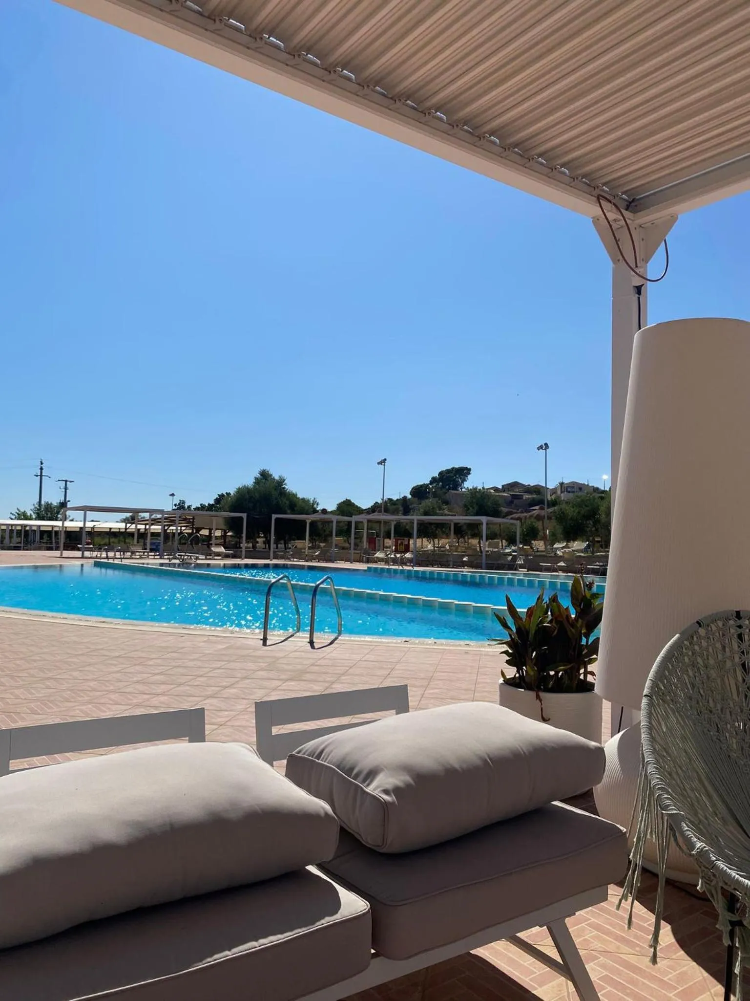 Swimming pool in Hotel Borgo Don Chisciotte