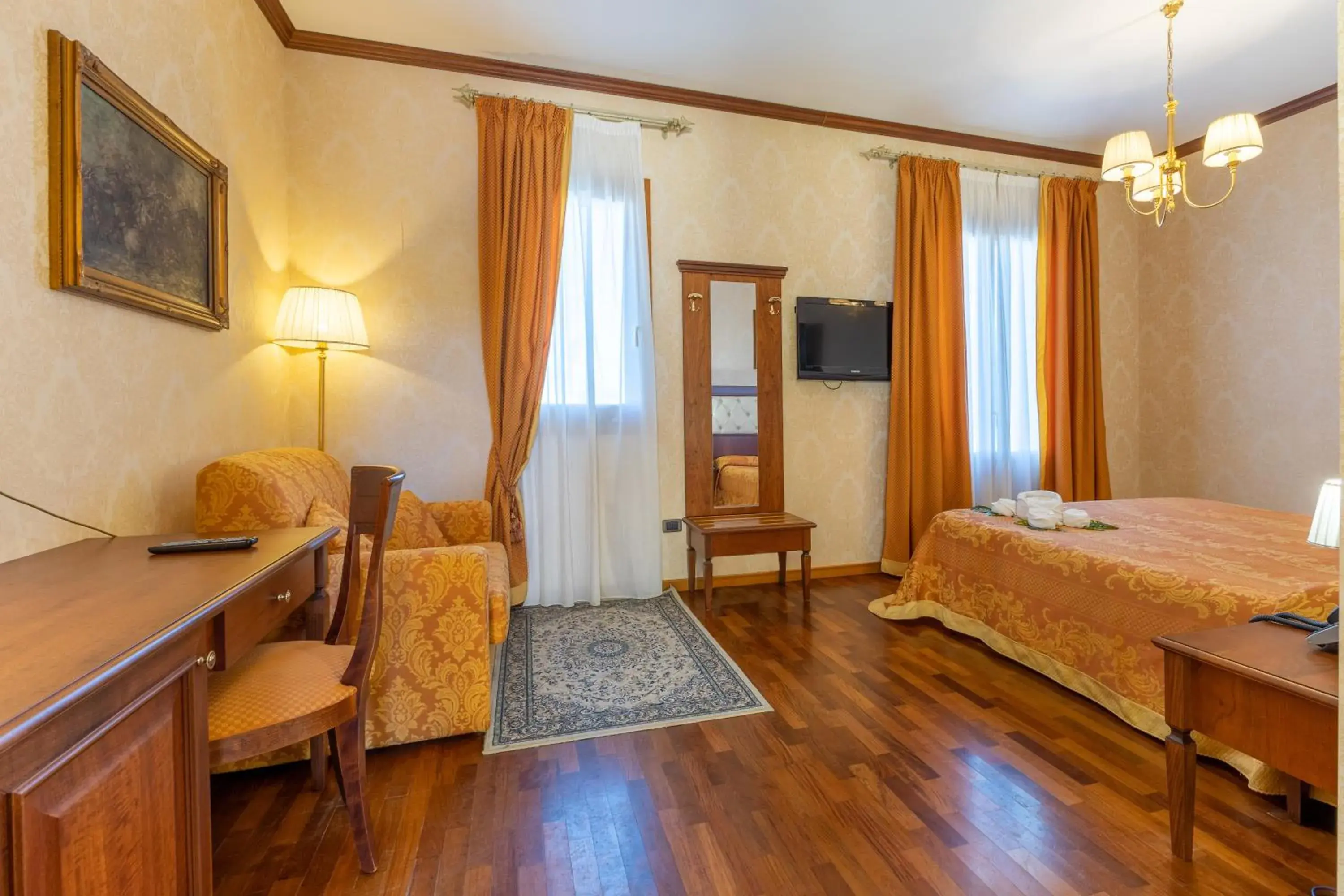 Budget Double Room in Hotel Borgo Don Chisciotte Budget Double Room in Hotel Borgo Don Chisciotte