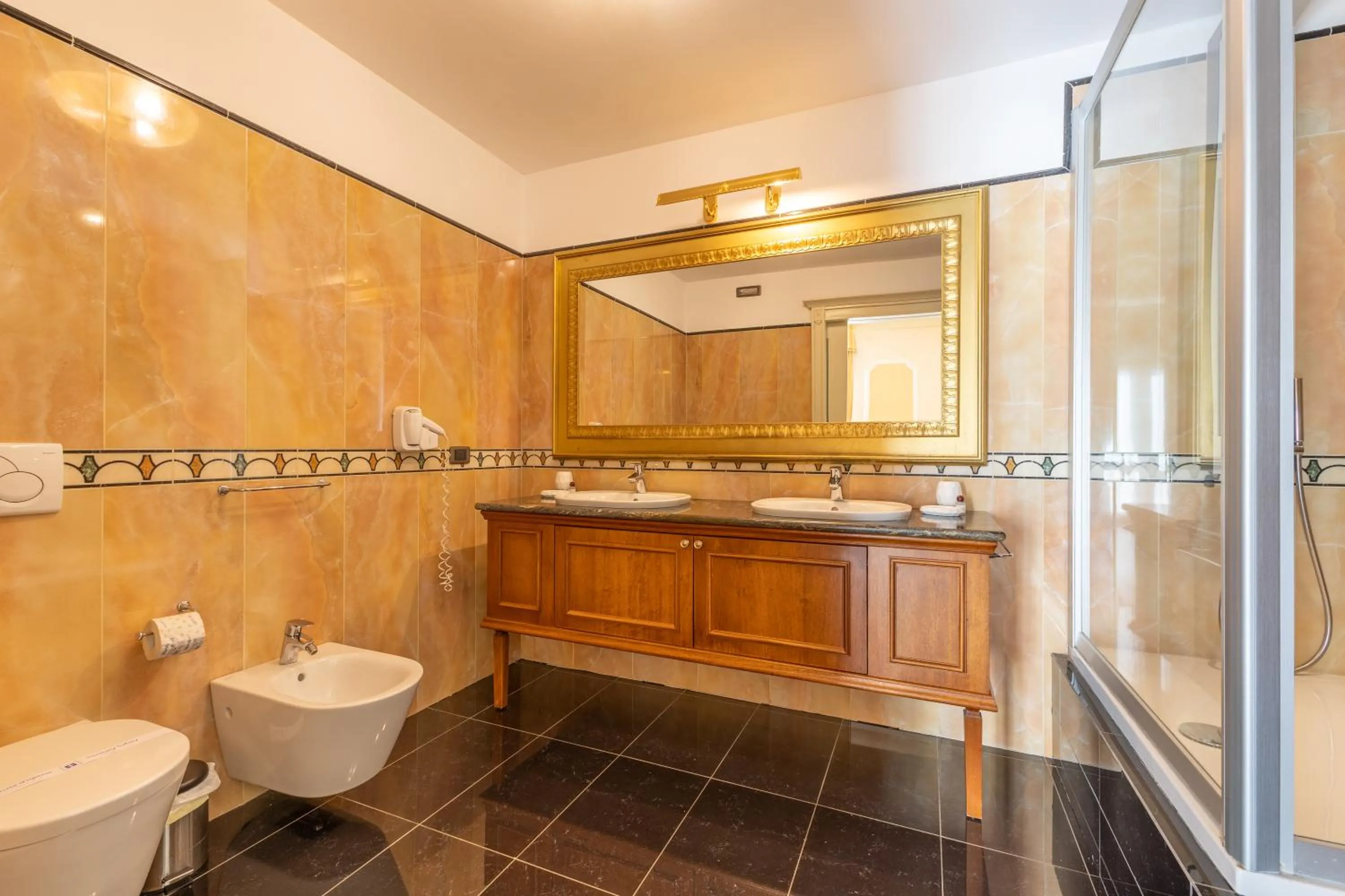 Bathroom in Hotel Borgo Don Chisciotte