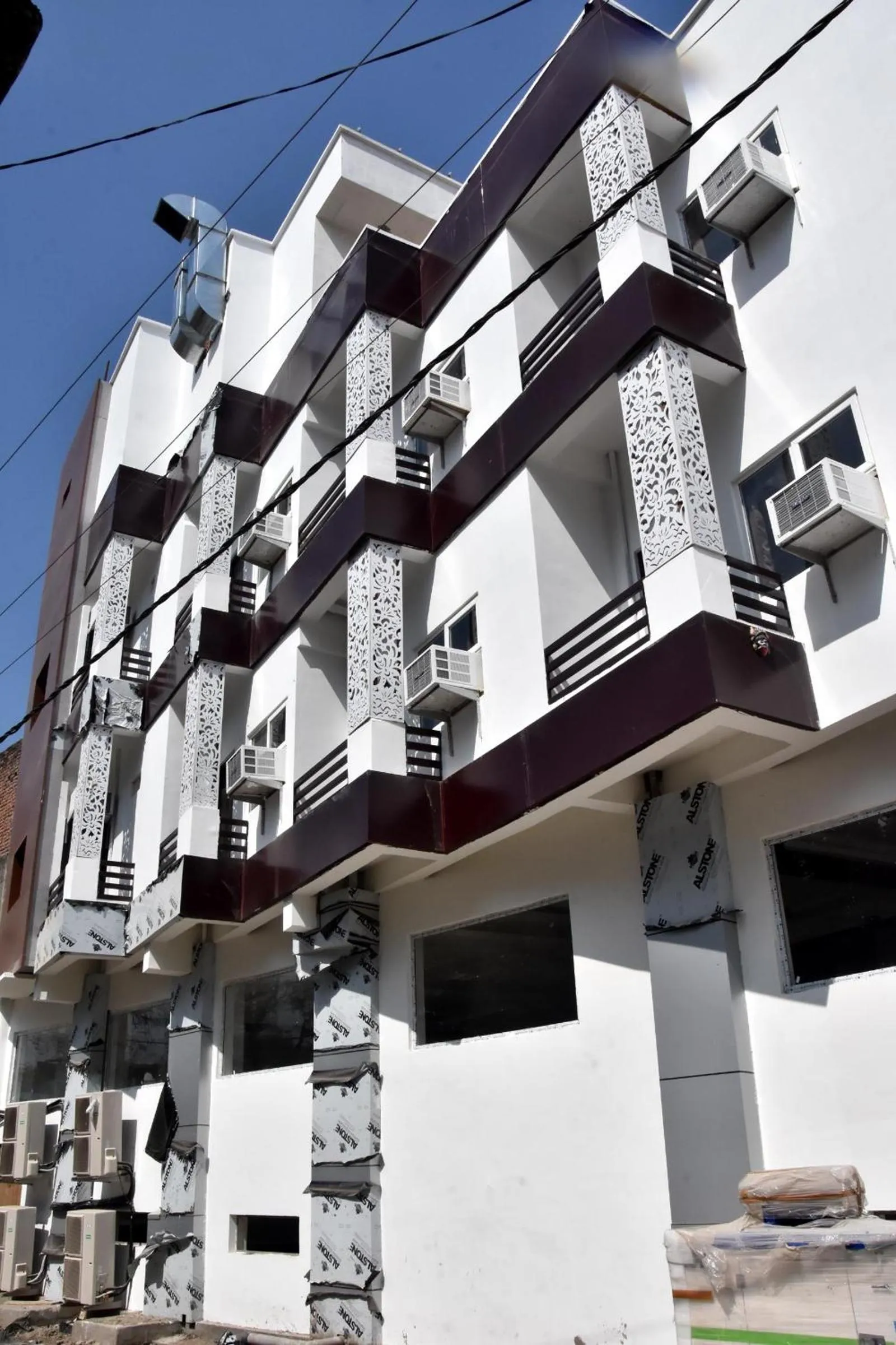 Facade/entrance in Hotel Rajshree