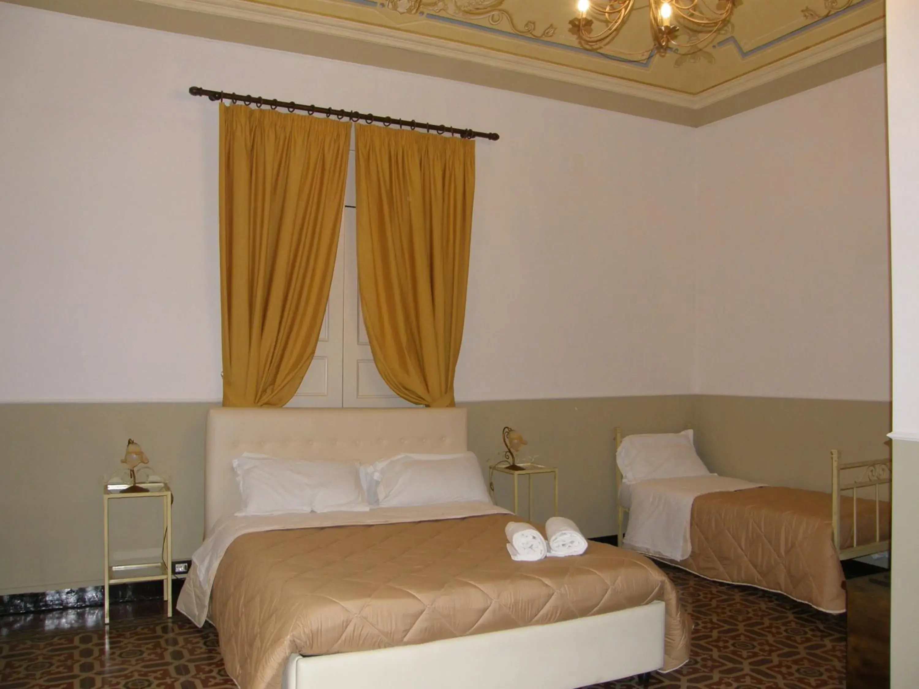 Bedroom, Bed in Il Gattopardo House Bedroom, Bed in Il Gattopardo House