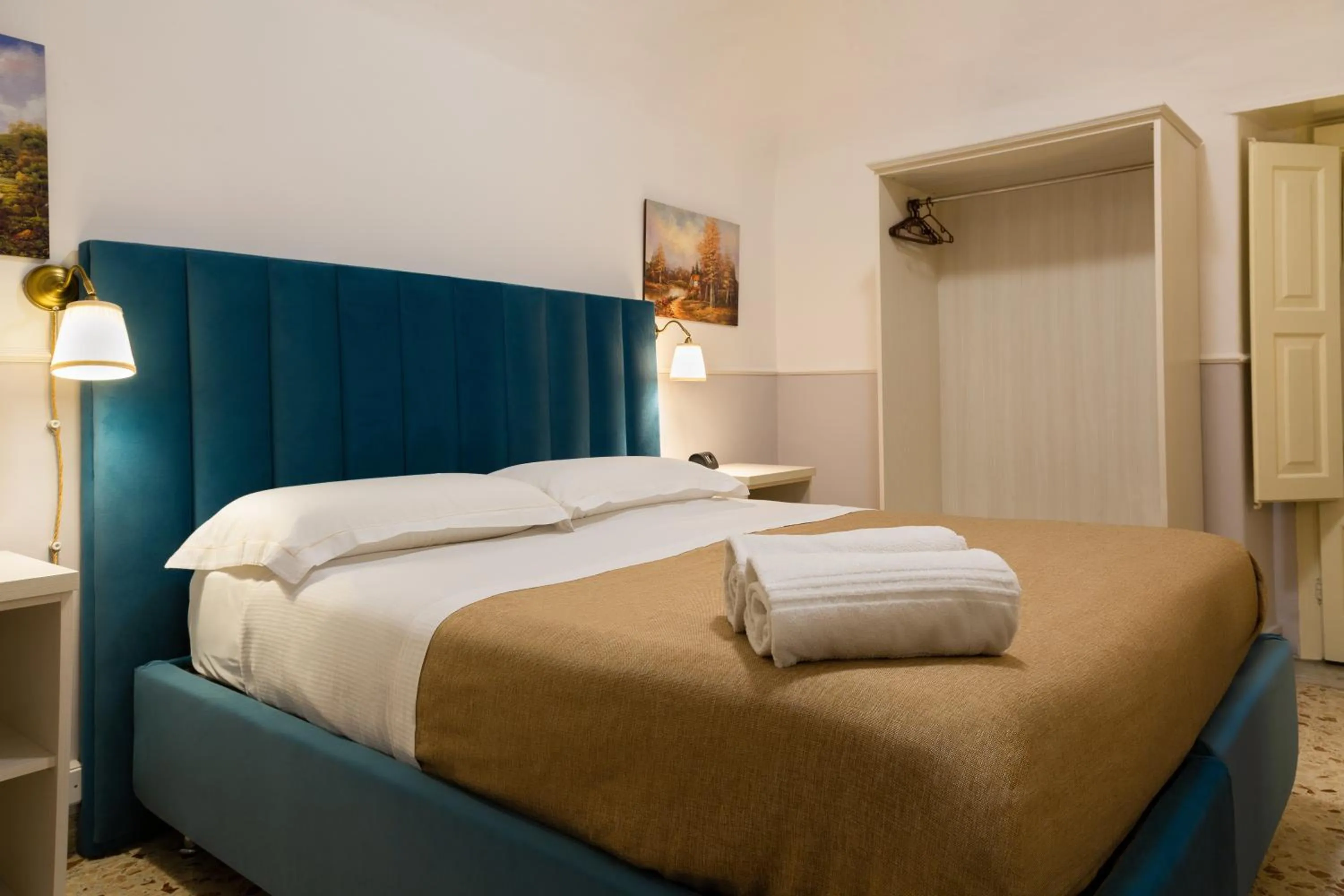 Bedroom, Bed in Il Gattopardo House