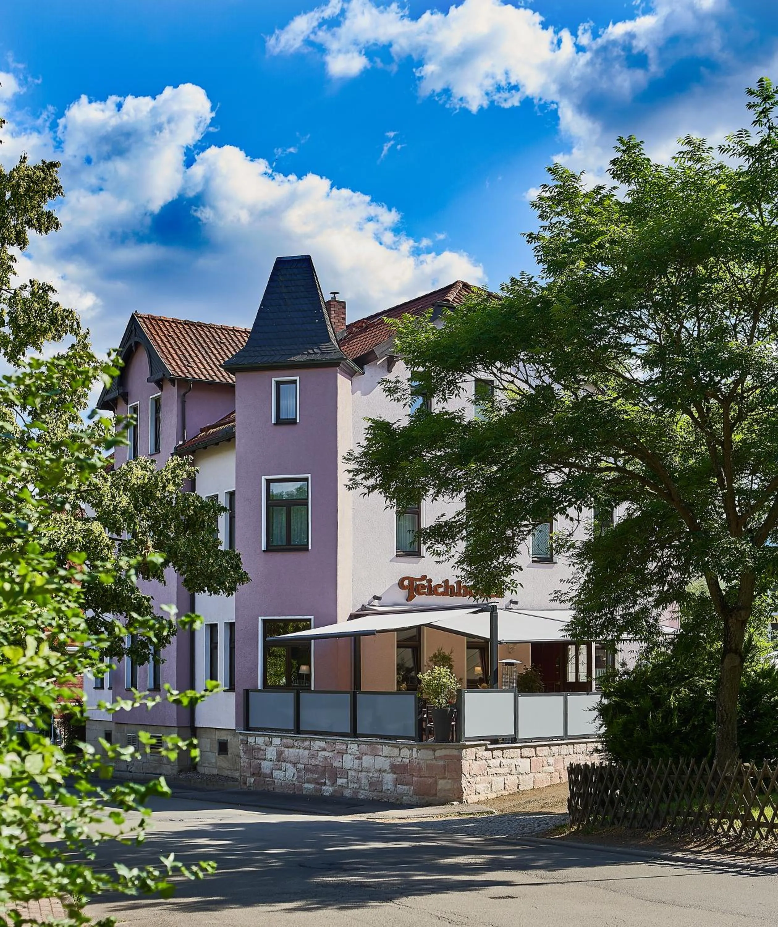 Property building in Teichhotel