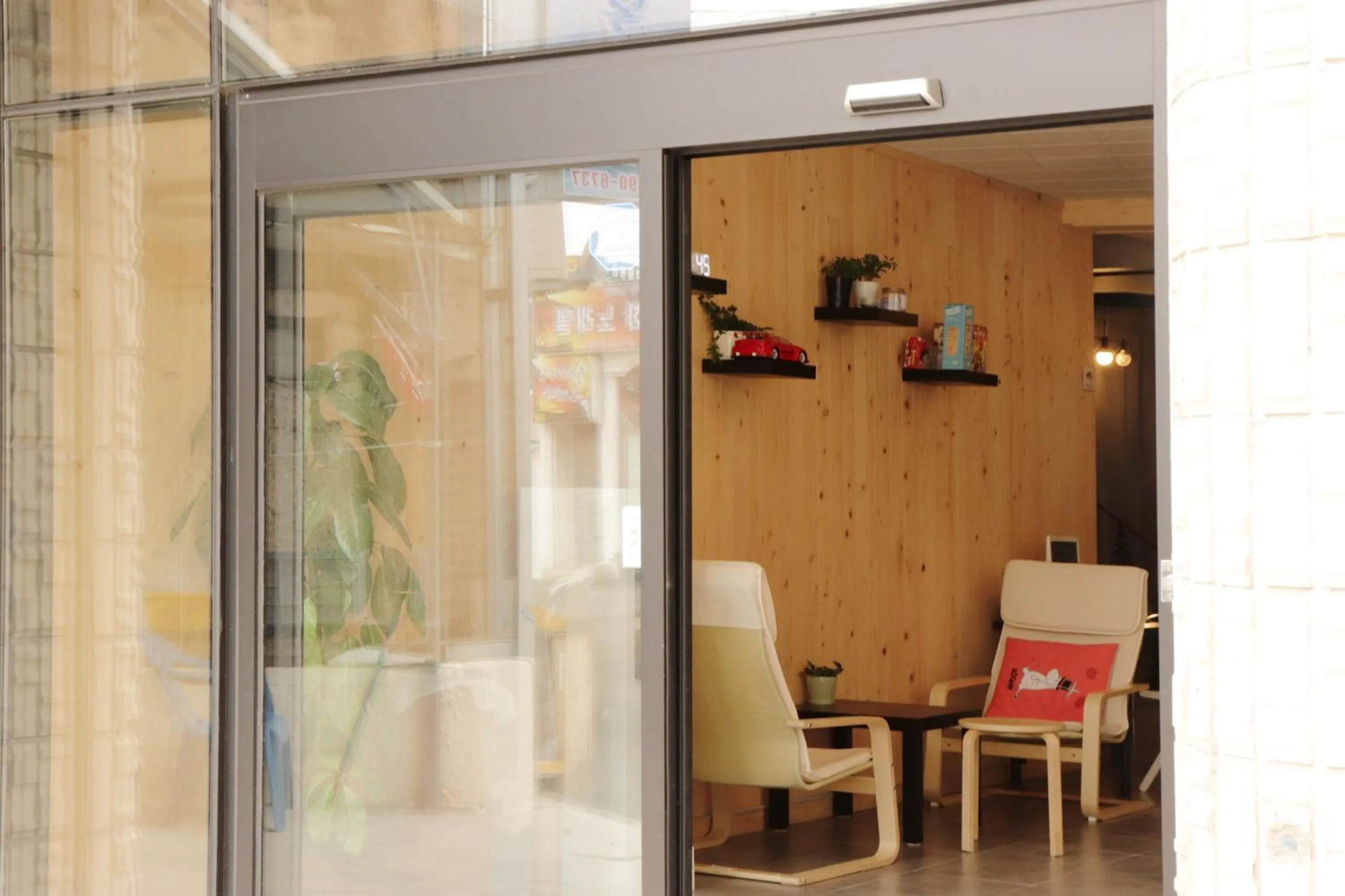 Area and facilities in Ora Stay Hotel