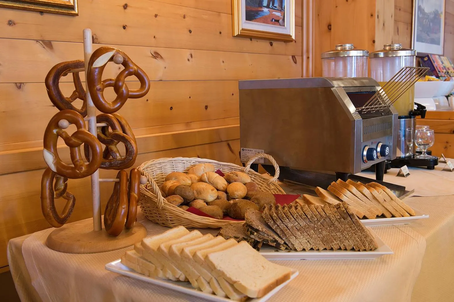 Food and drinks in Hotel Posta