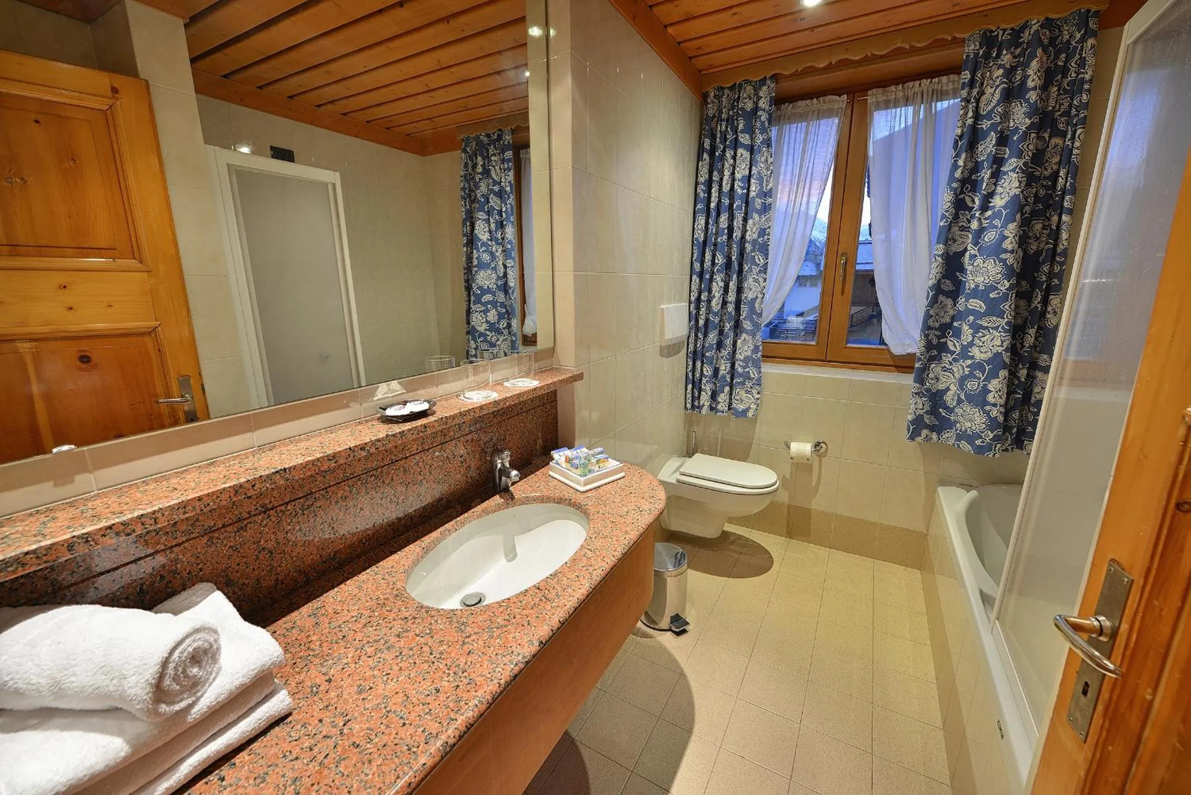 Bathroom in Hotel Posta