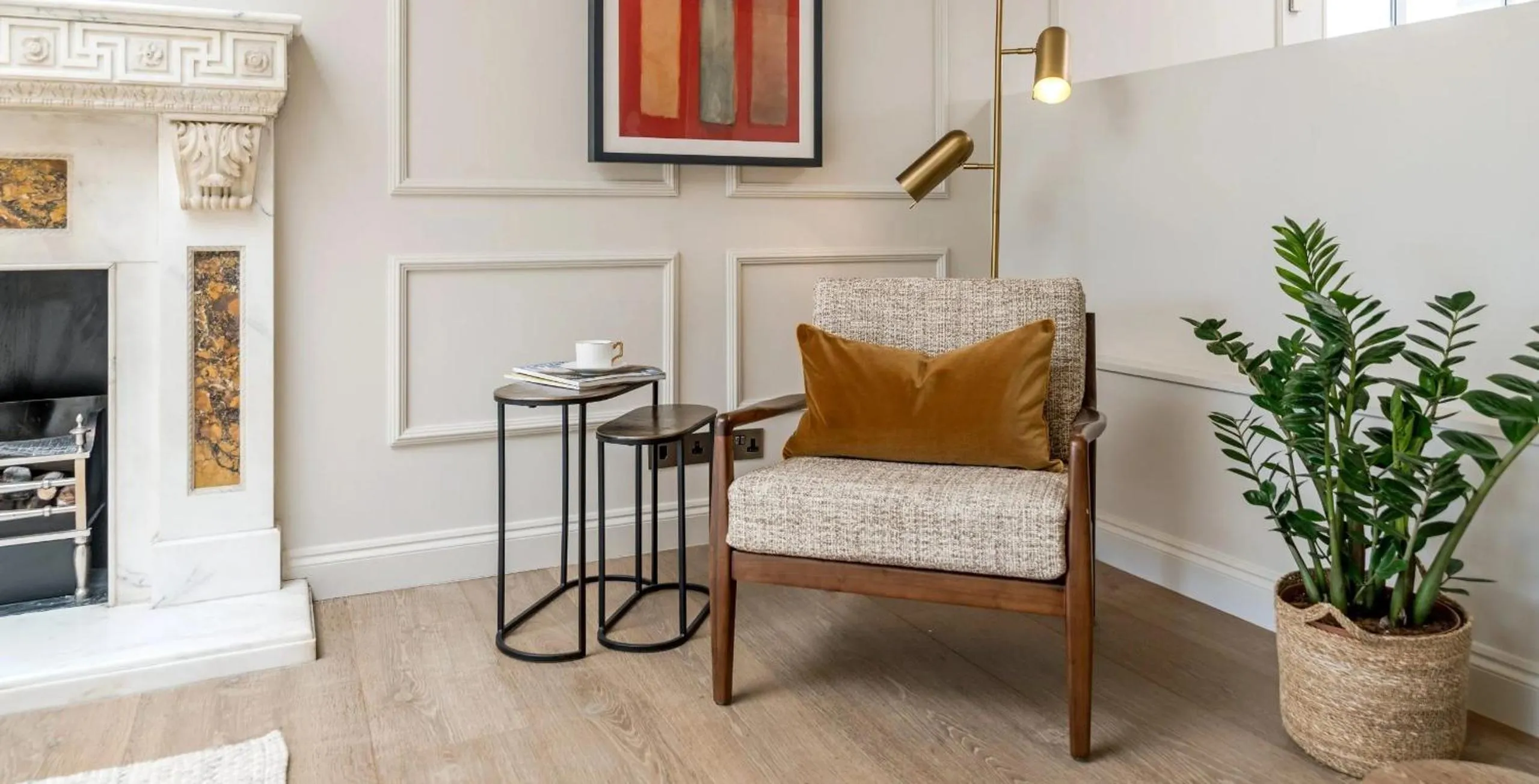 Decorative detail in Buckingham & Lloyds