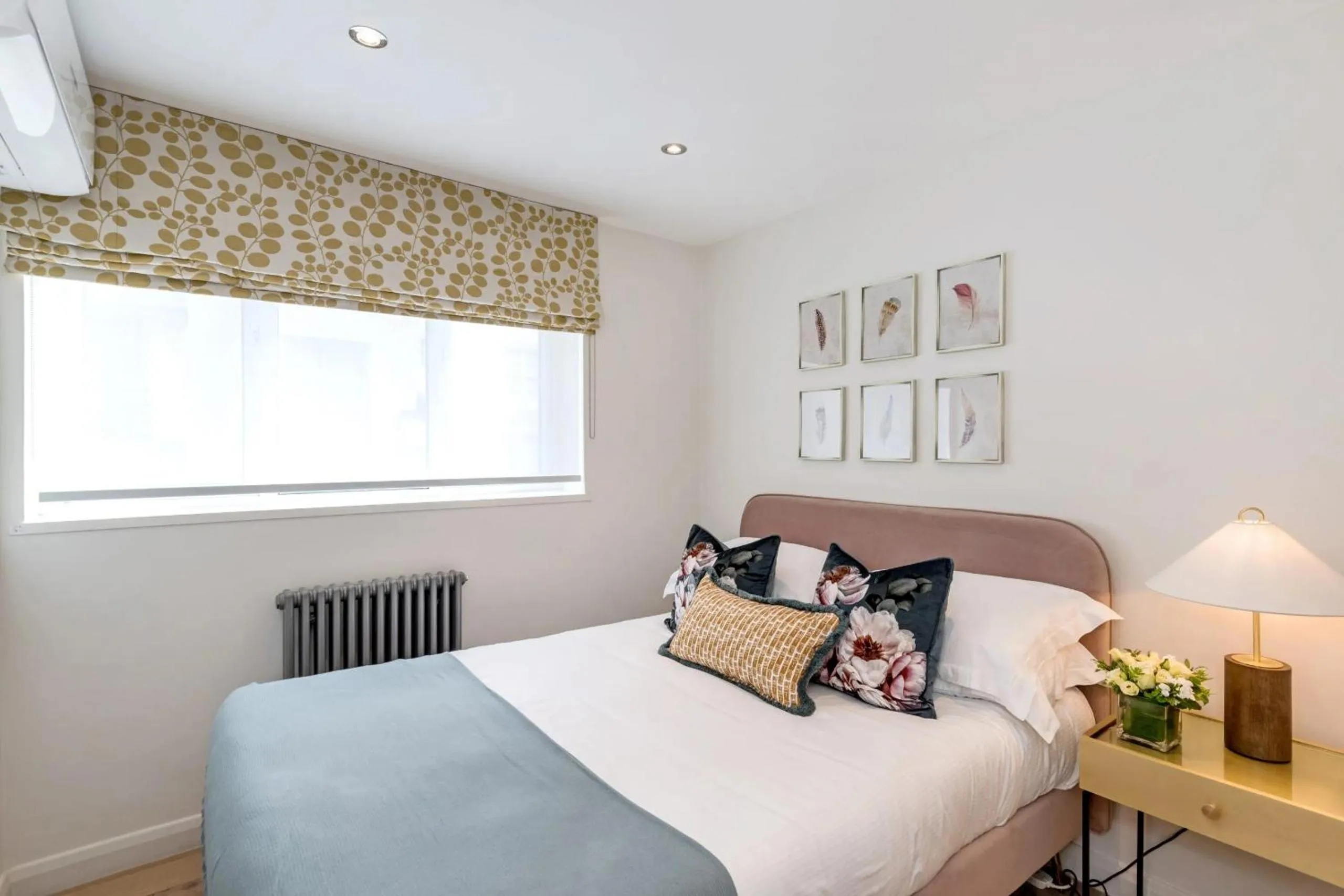 Bed in Buckingham & Lloyds