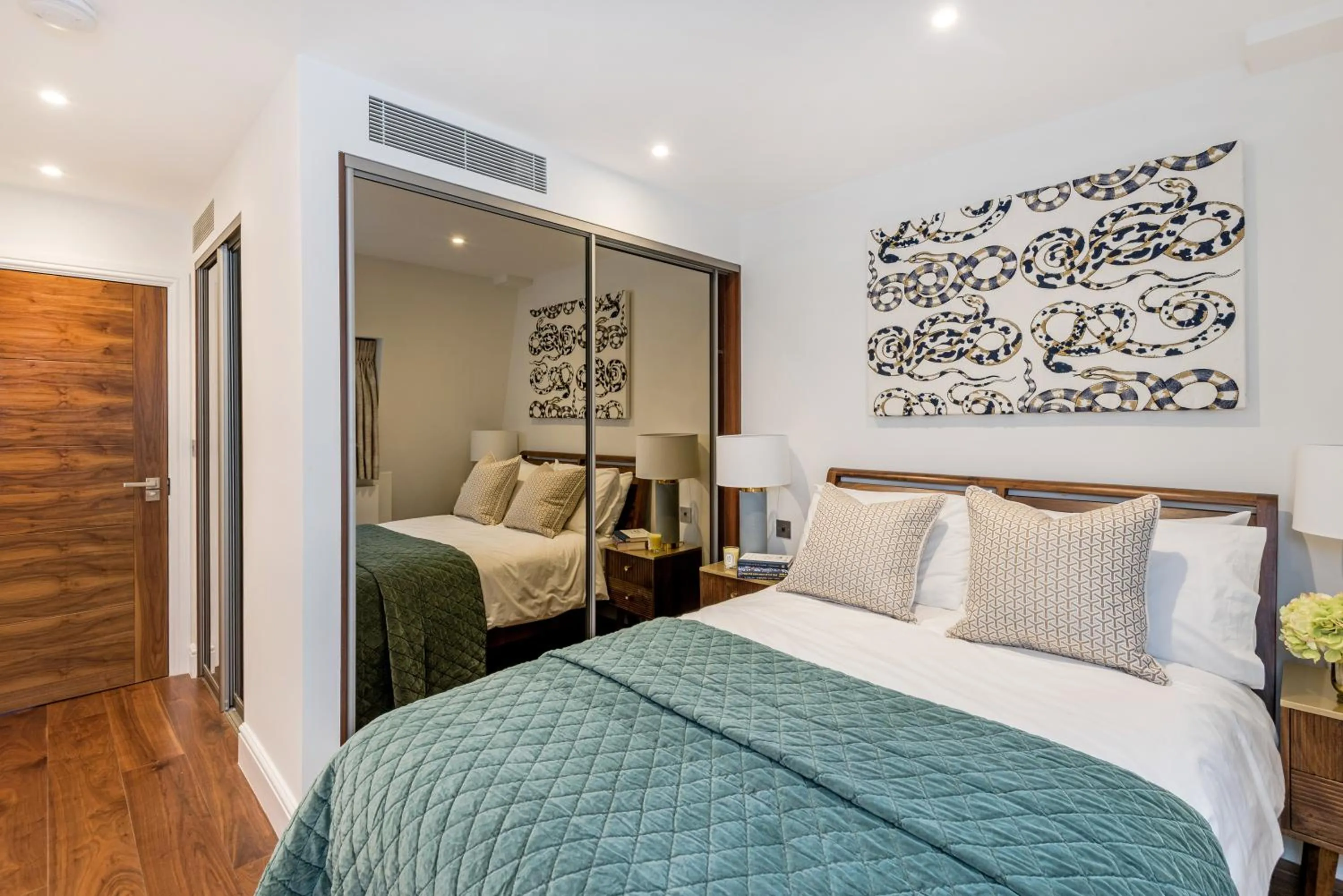 The Four Bedroom Loft in Buckingham & Lloyds