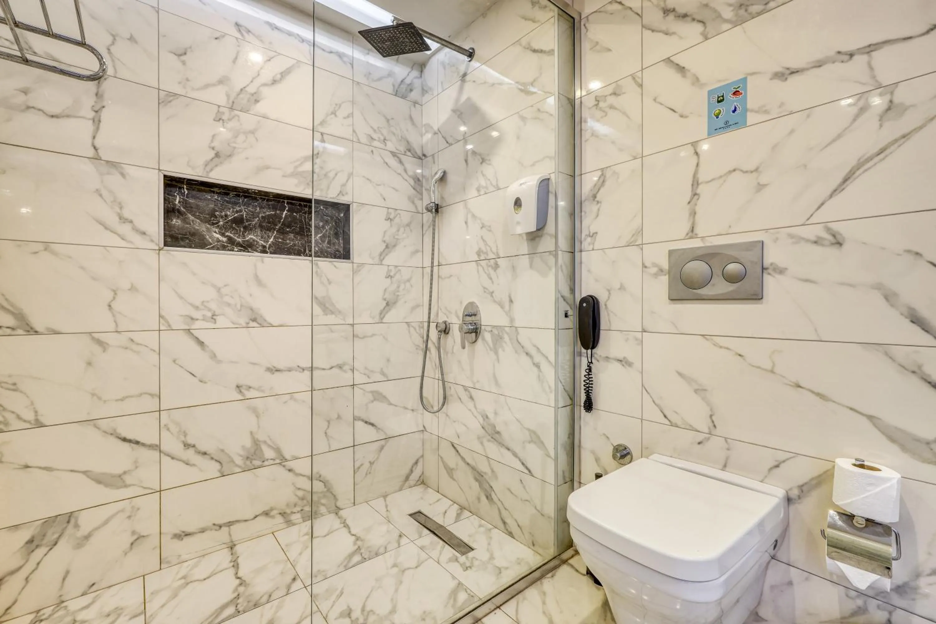 Shower in Sey Beach Hotel & Spa