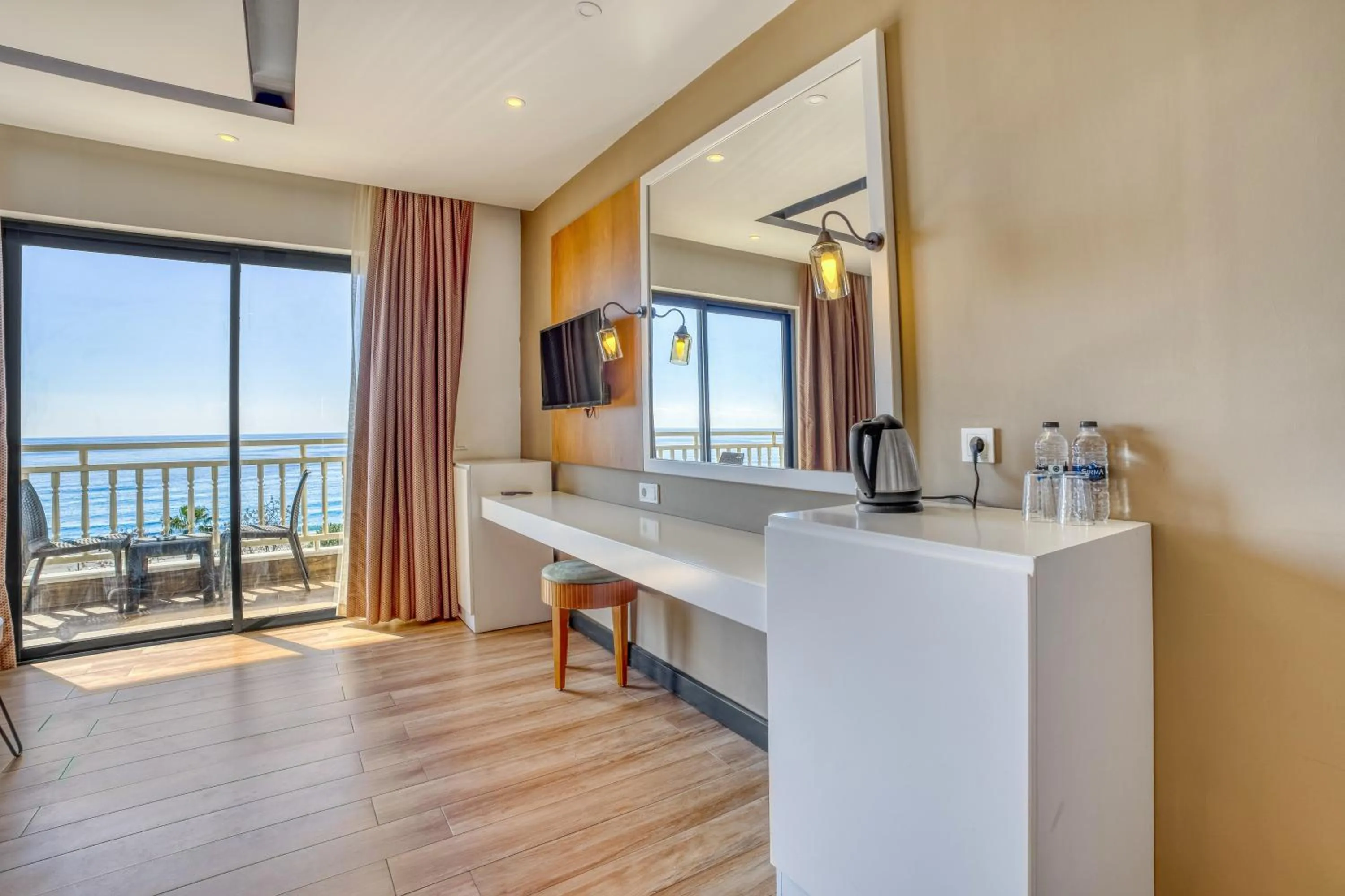 TV and multimedia in Sey Beach Hotel & Spa