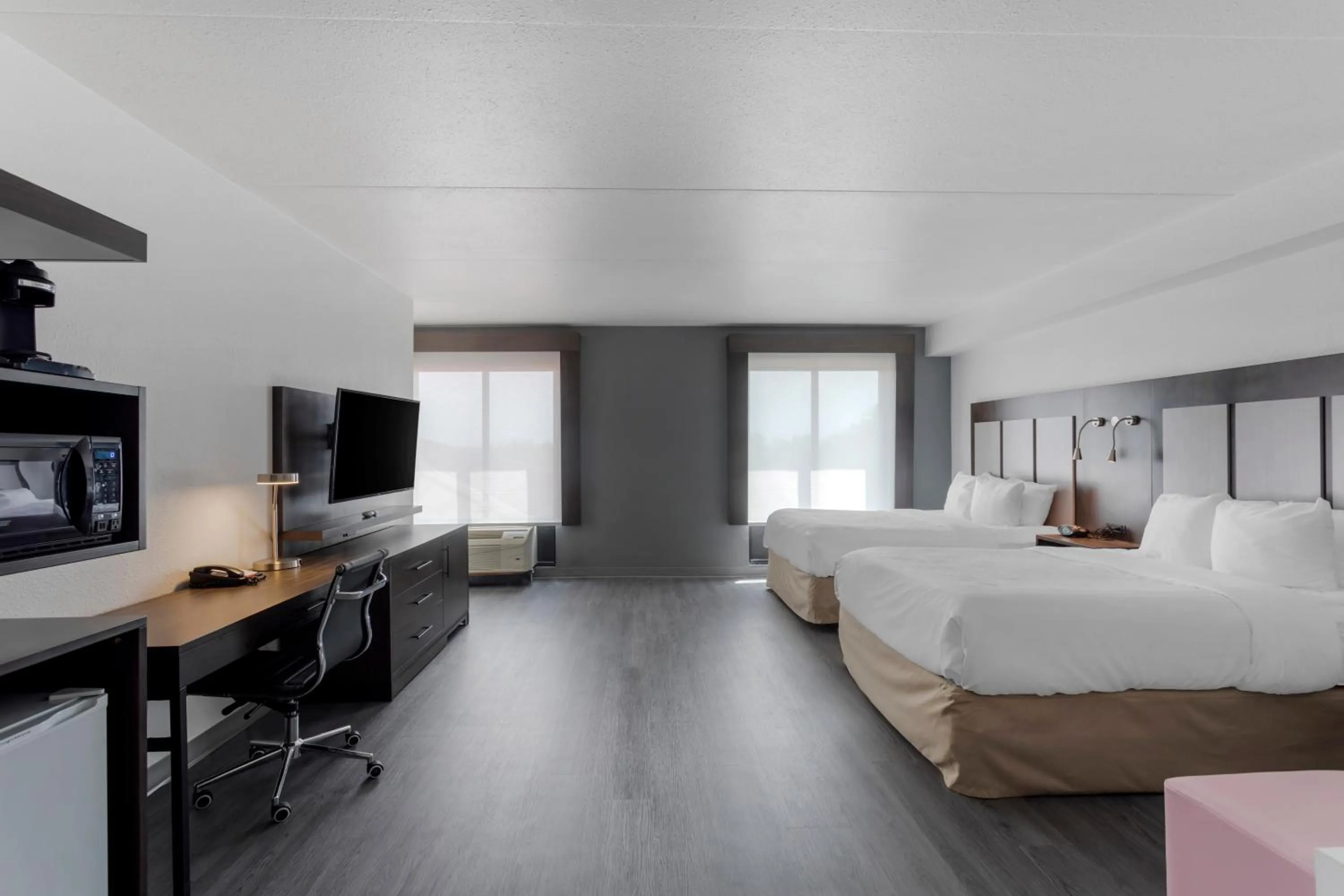 TV and multimedia, Bed in Comfort Suites Mt Juliet-Nashville Area