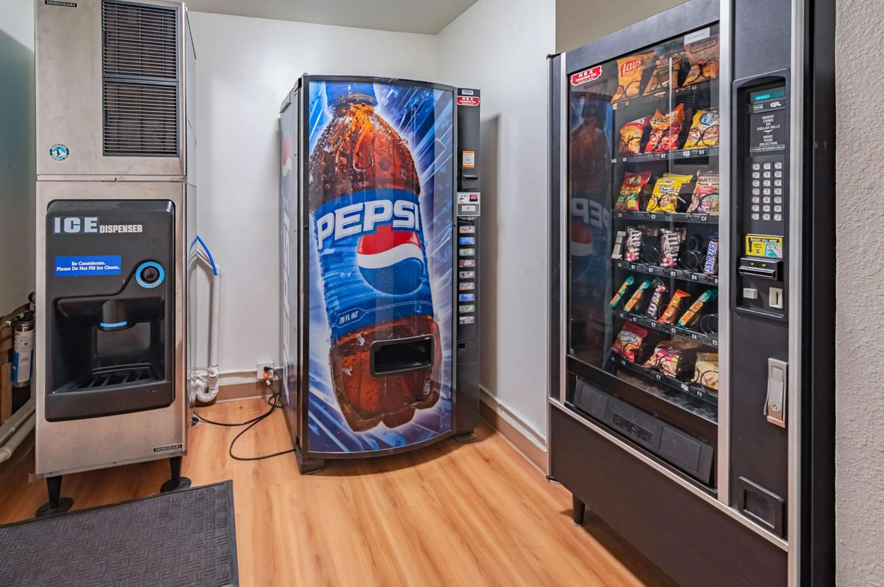 On site in Motel 6-Drums