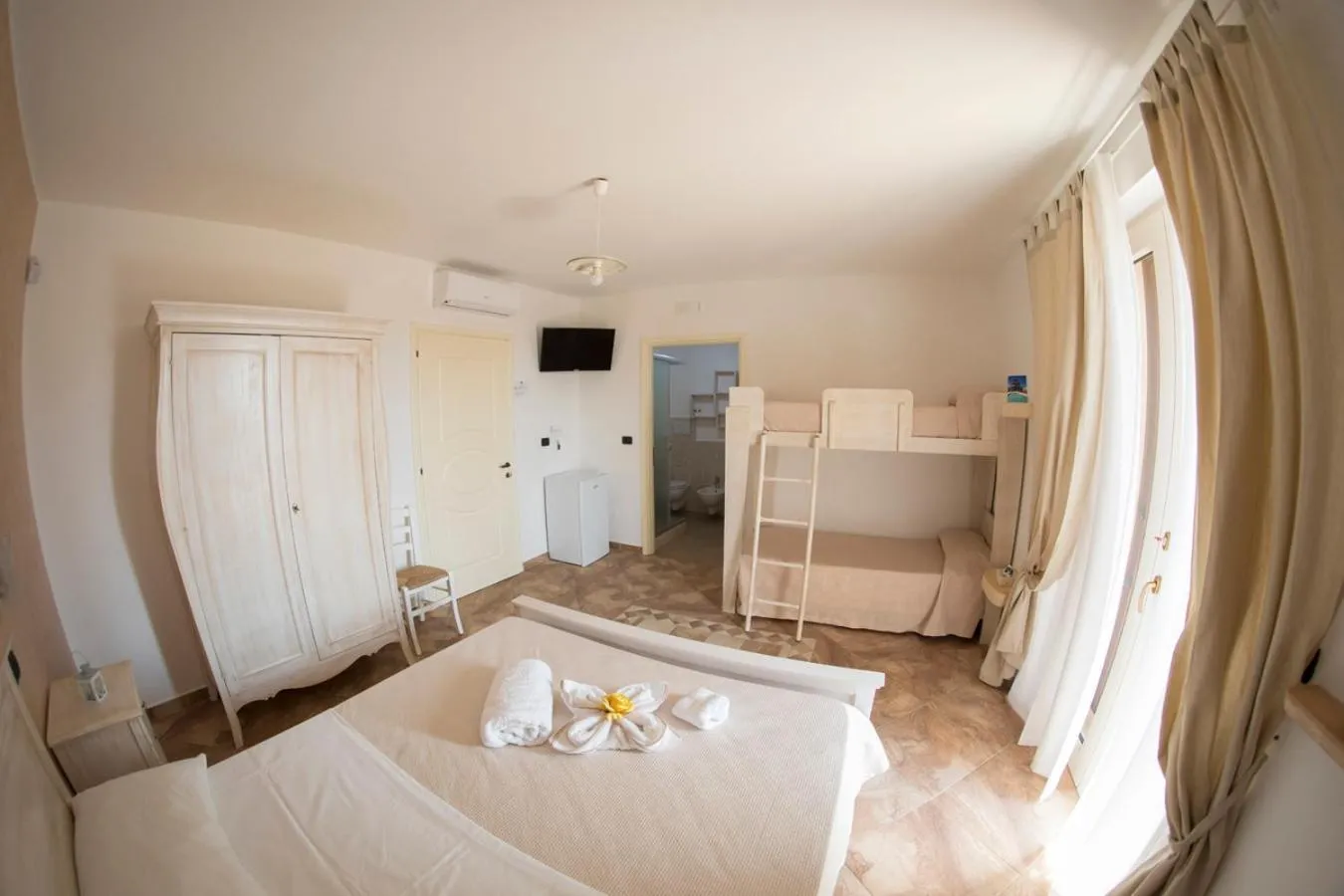 Photo of the whole room, Bed in Blue And Blue City