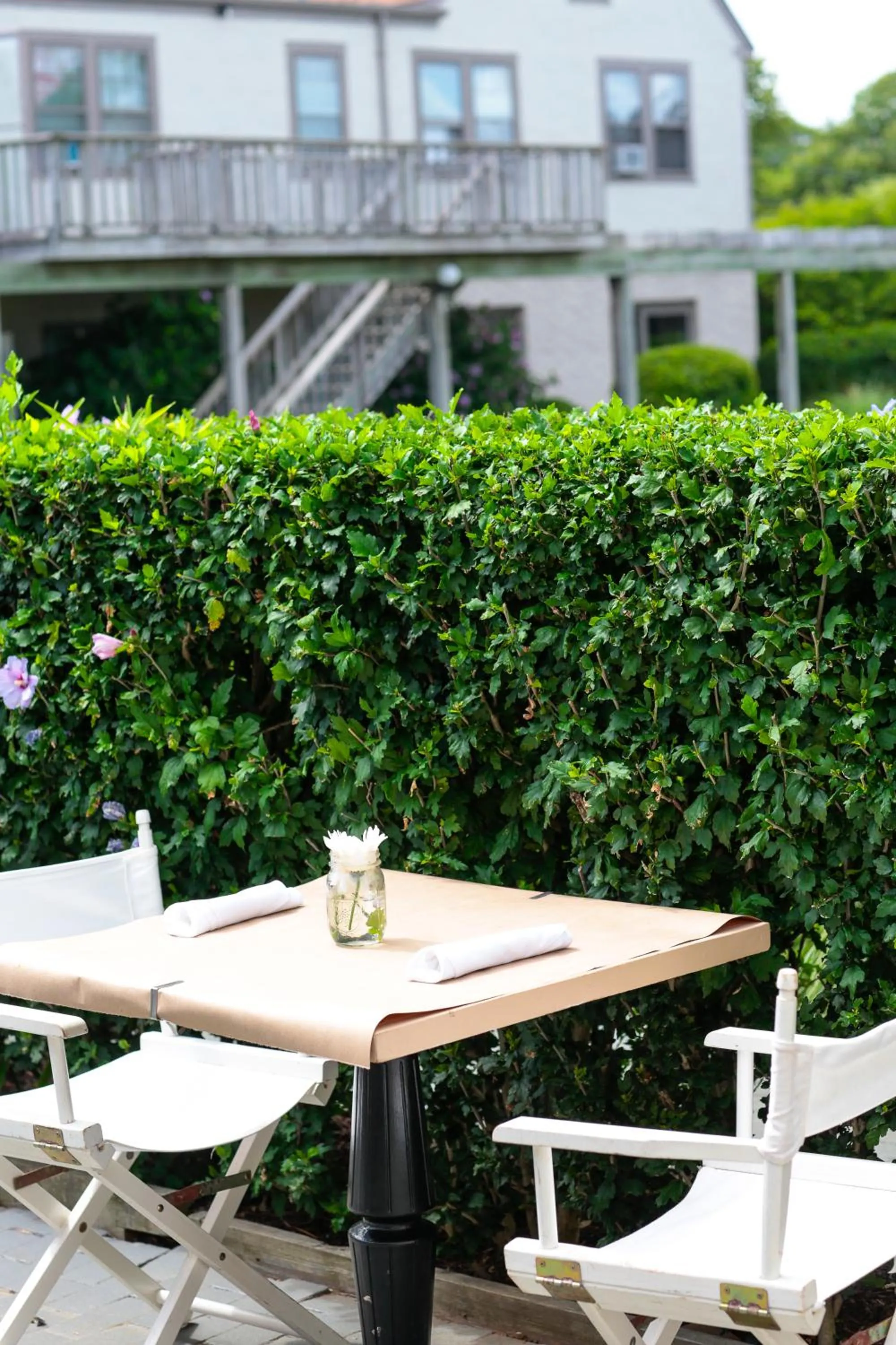 Restaurant/places to eat in Sole East Resort