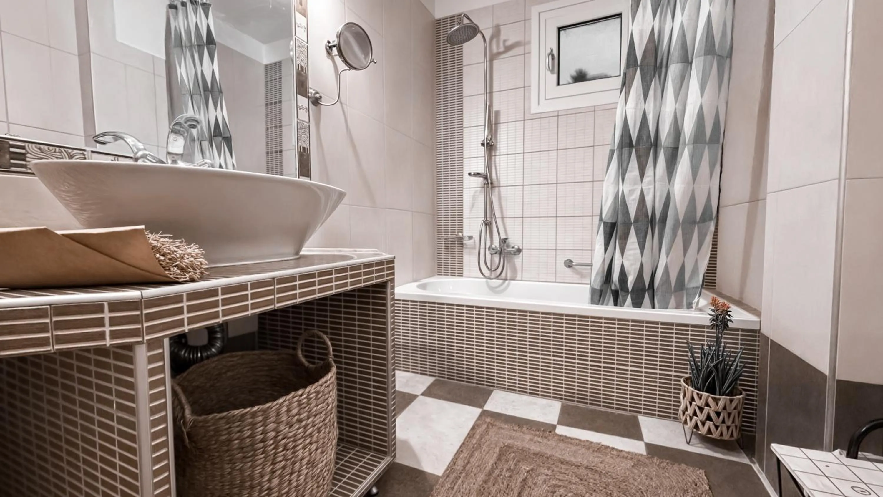 Bathroom in Kaloudis Studios & Apartments