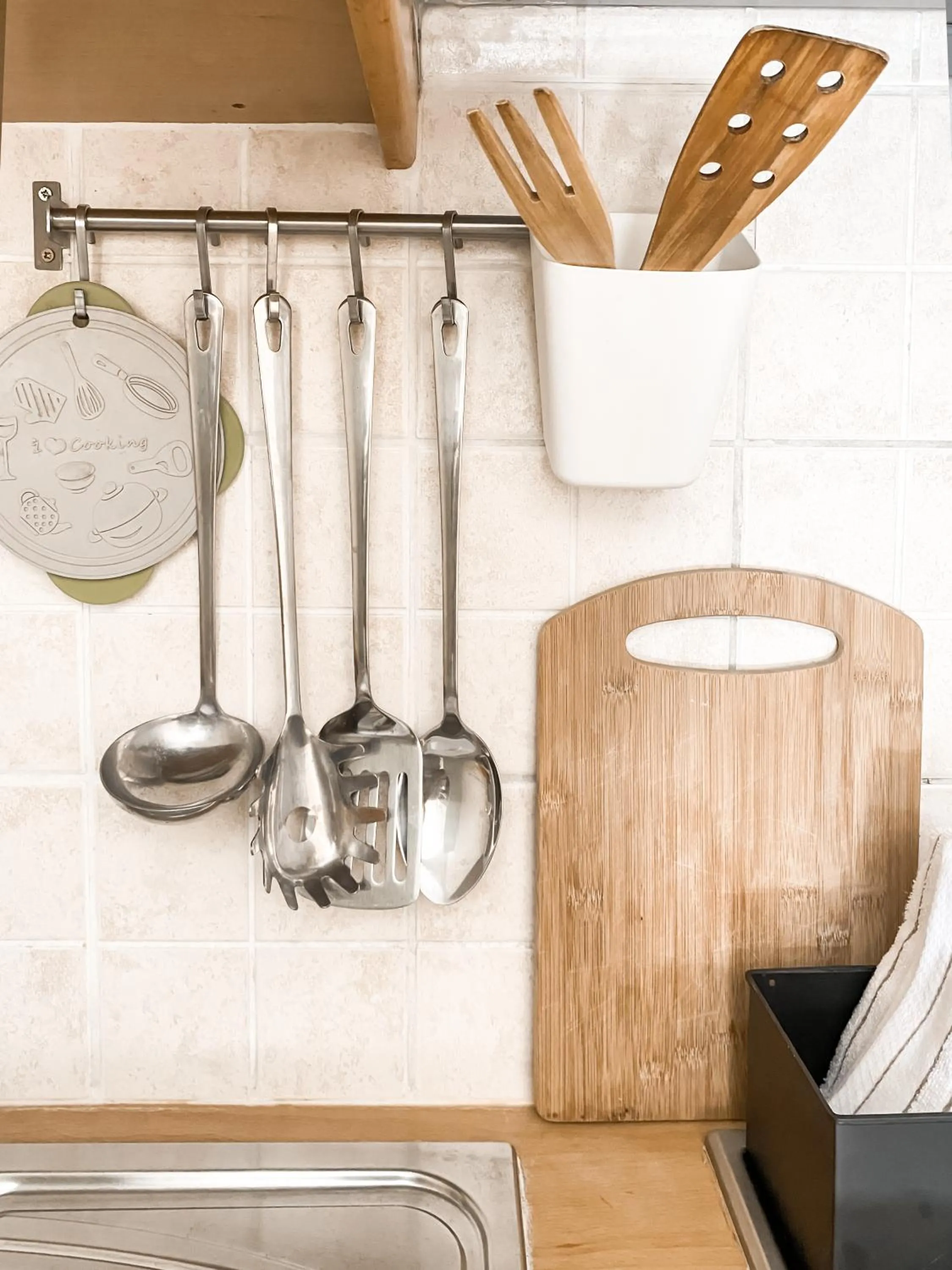 Kitchen or kitchenette in Kaloudis Studios & Apartments