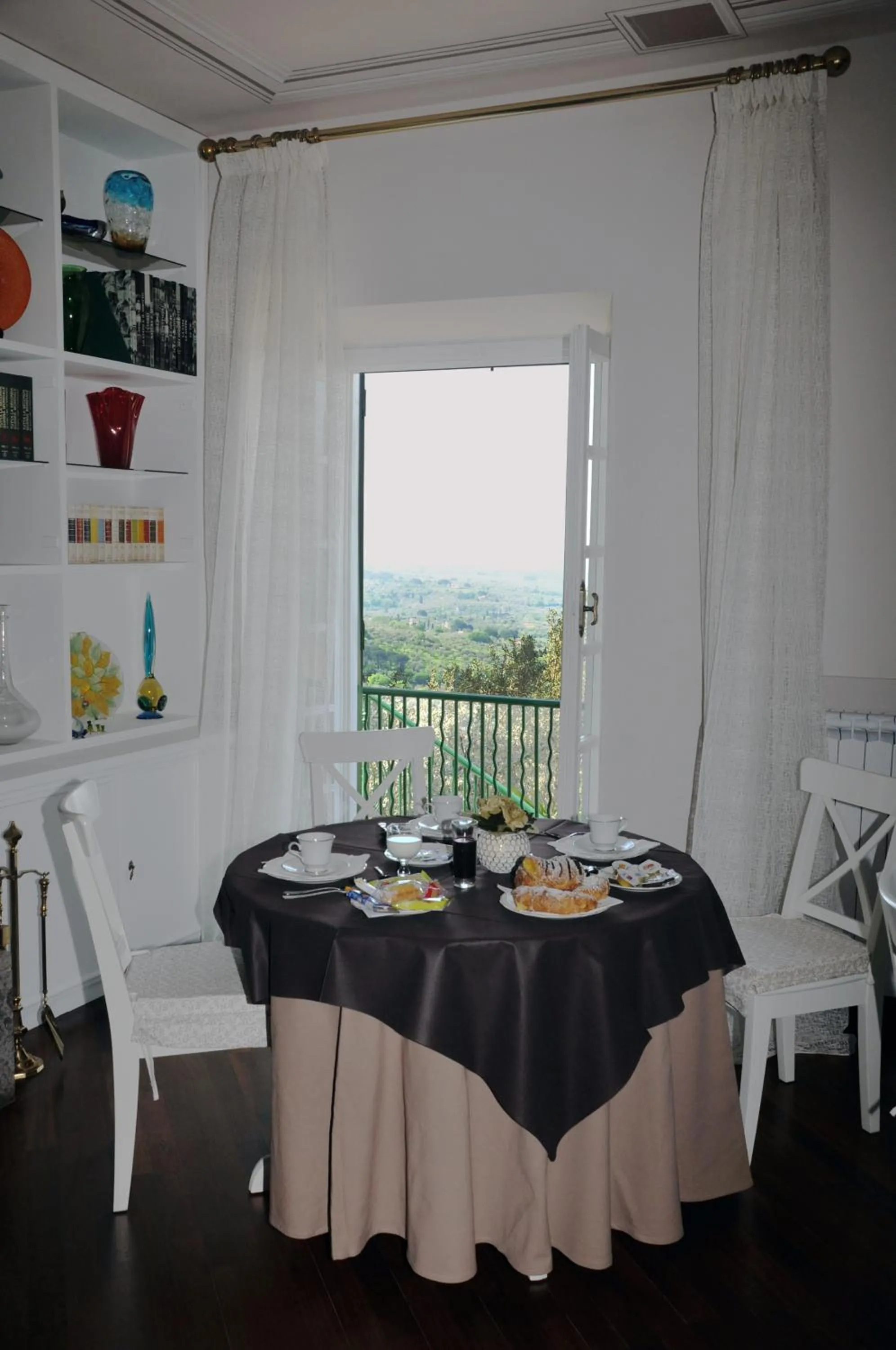 Breakfast in Antica Villa di Bruto