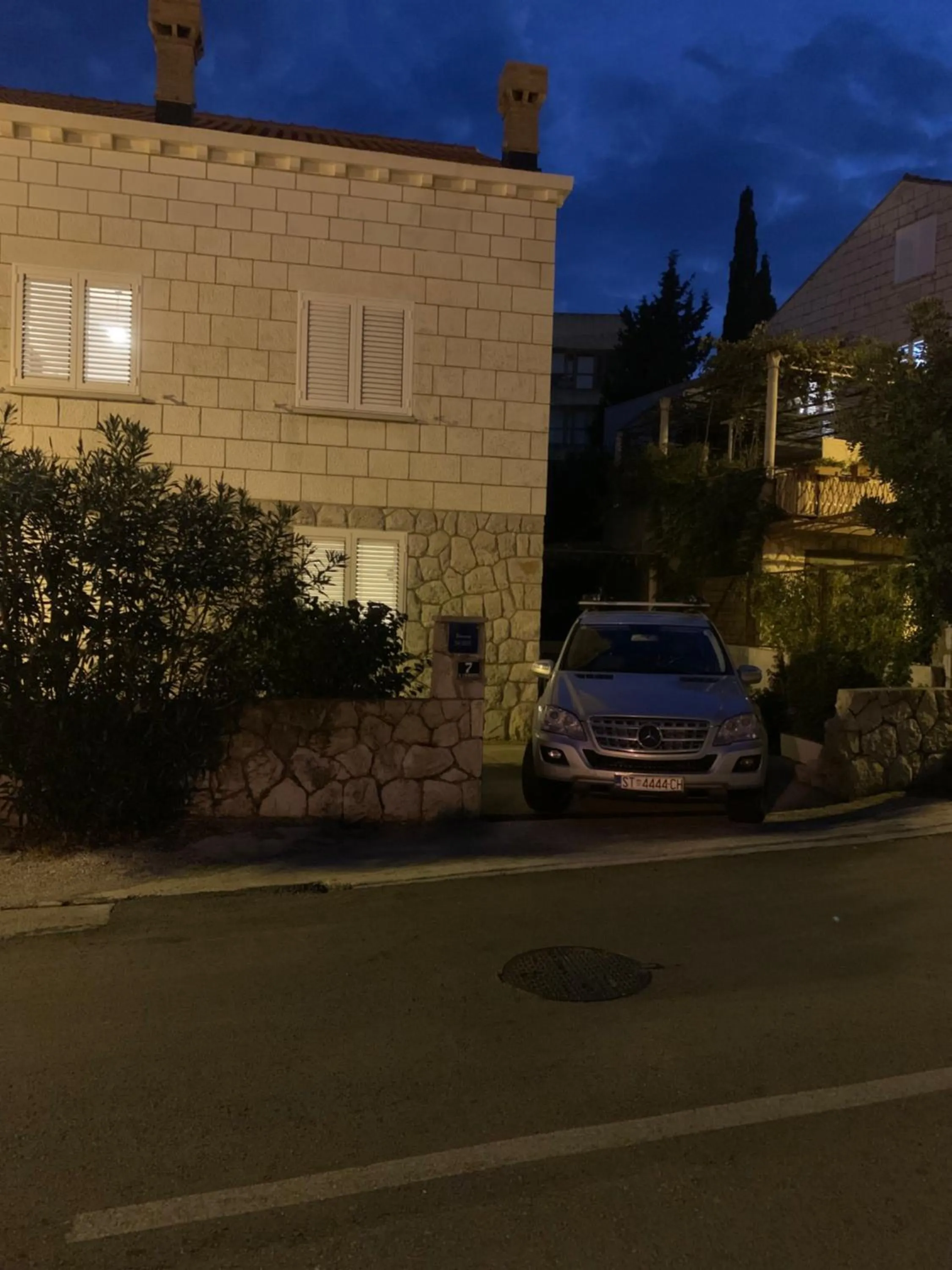 Aida Apartments and Rooms for couples and families FREE PARKING