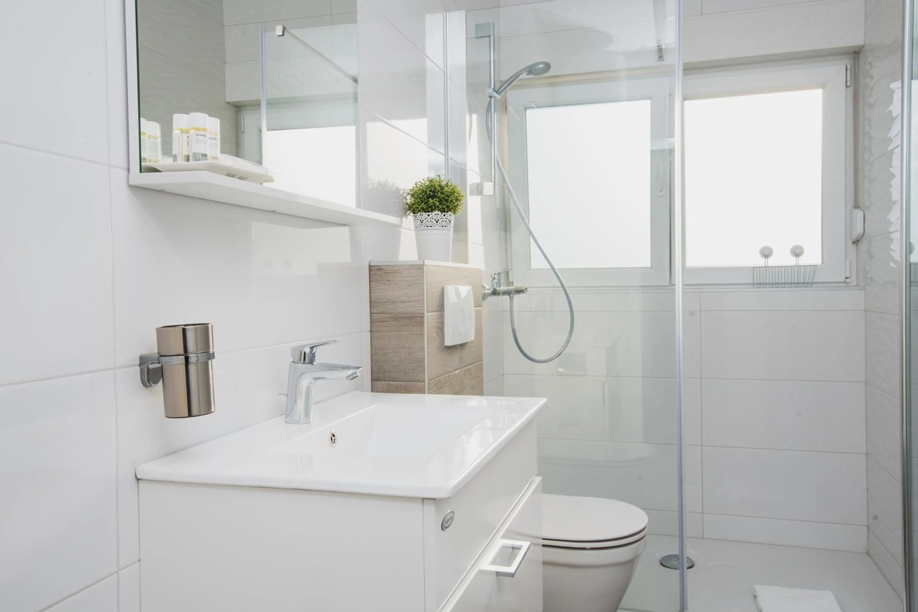 Bathroom in Pool Apartments Villa Dalia
