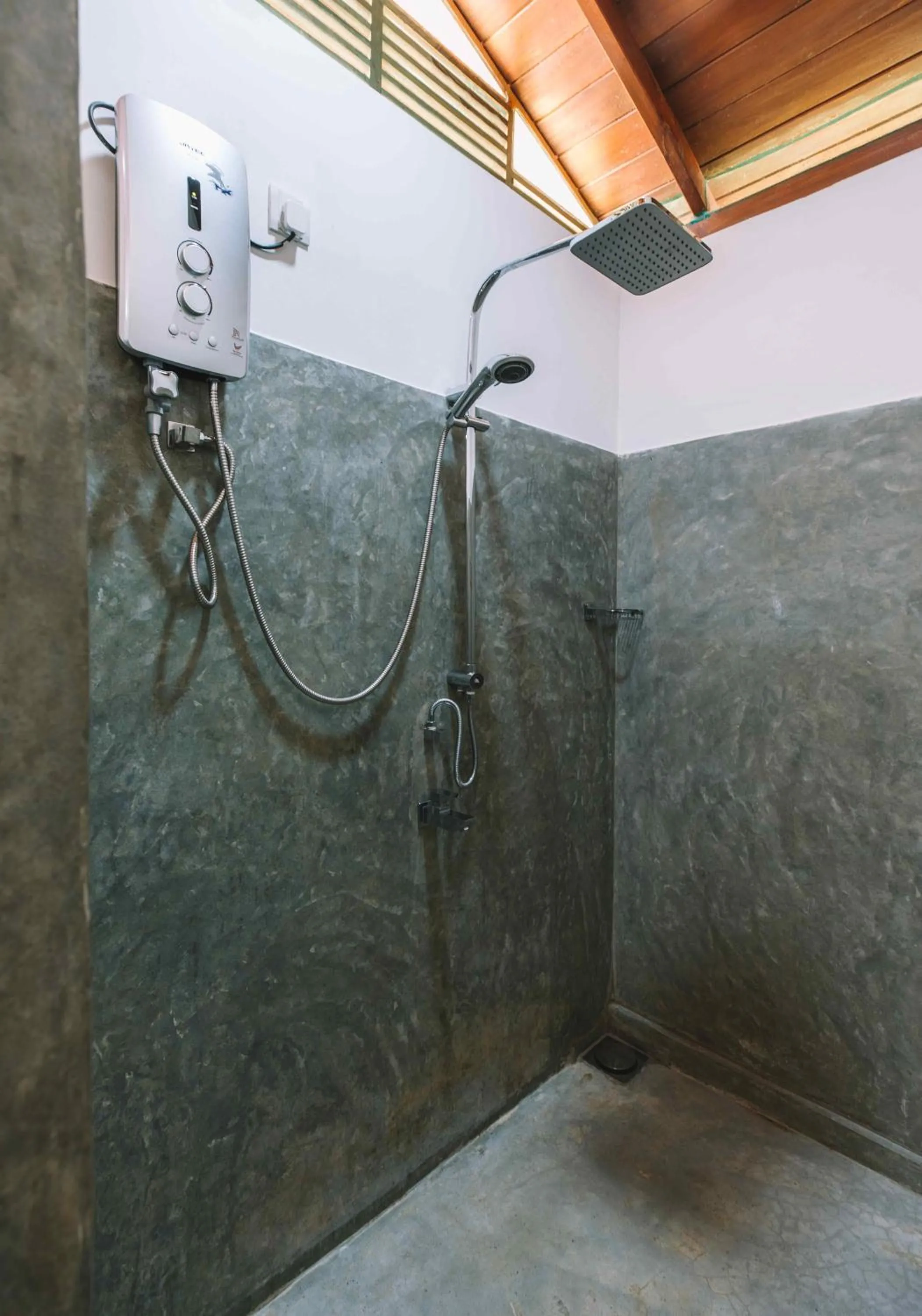 Property building in Jungle Paradise