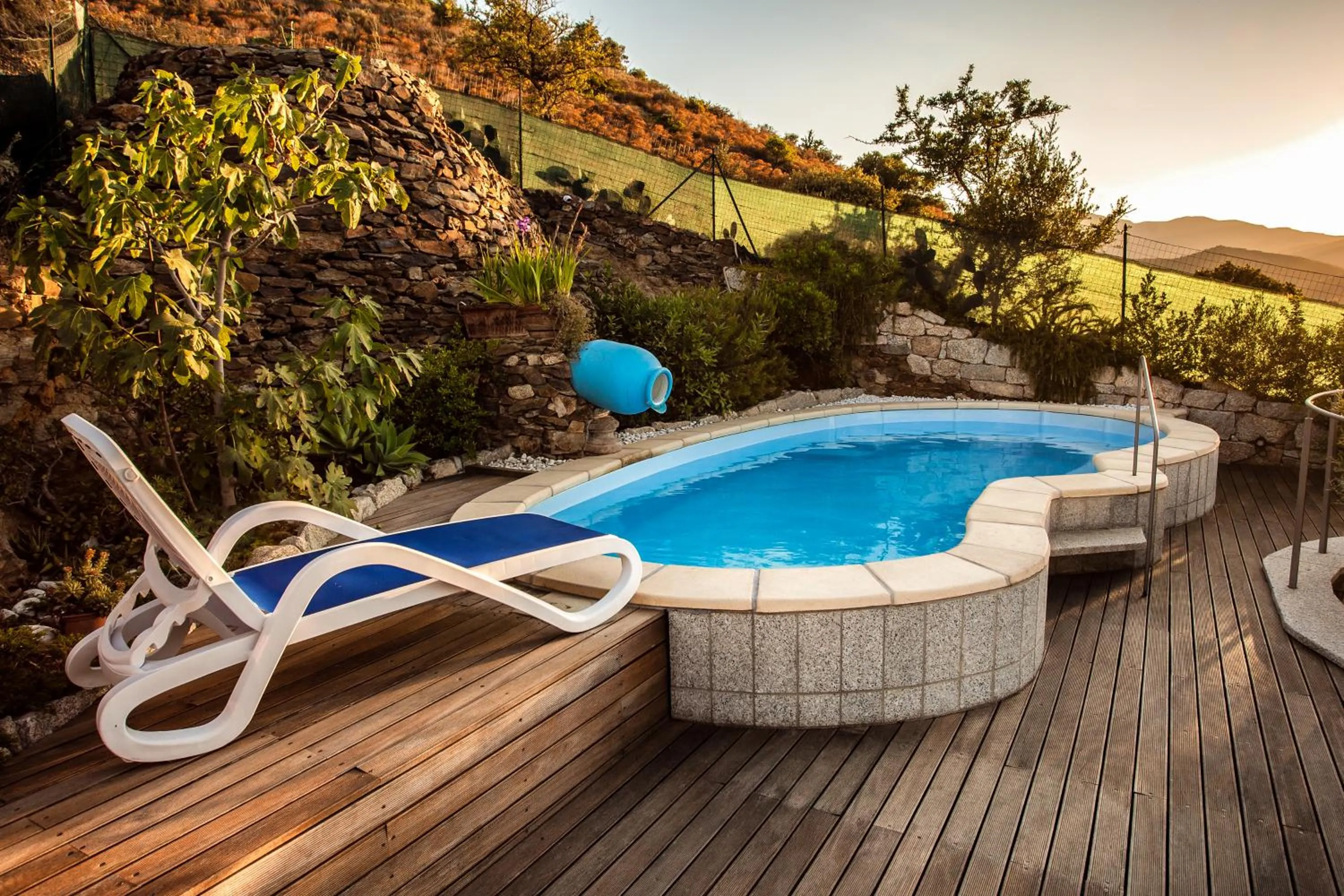 Swimming pool in Residenza Petrera