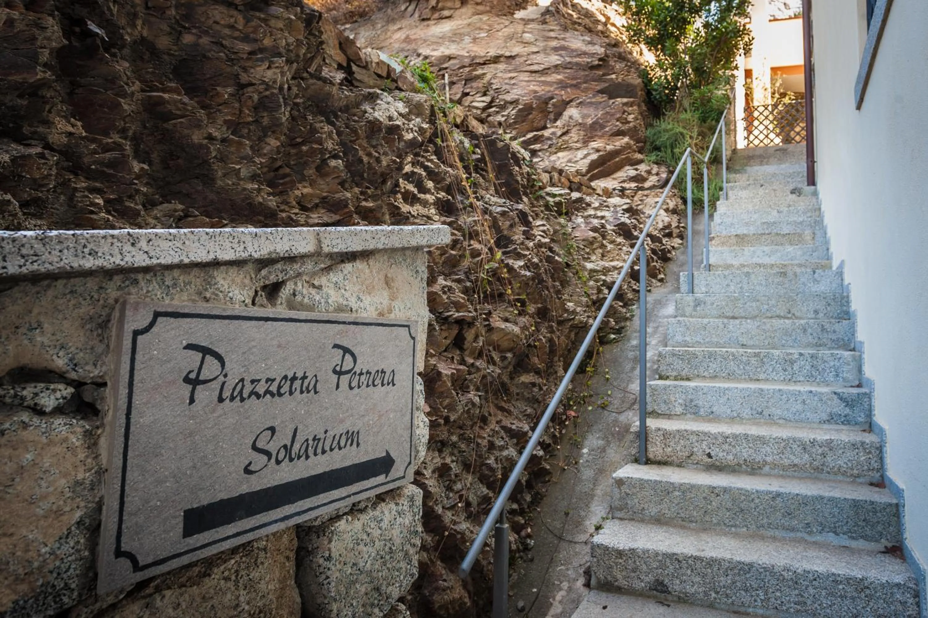 Property logo or sign in Residenza Petrera