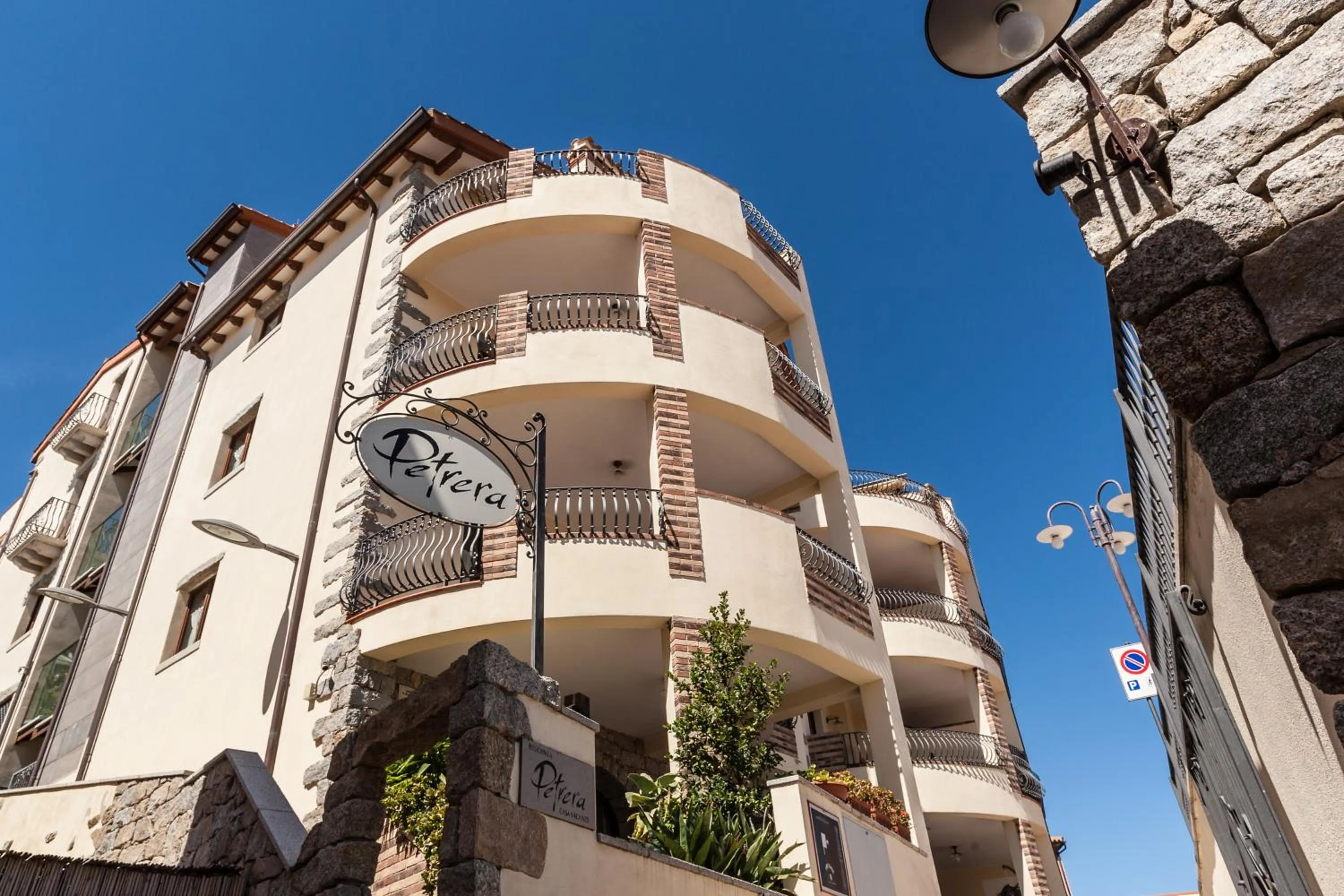 Property building in Residenza Petrera