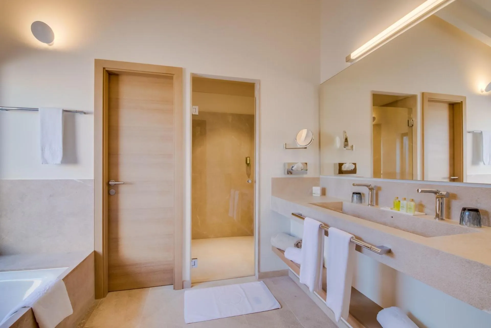 Bathroom in Carrossa Hotel & Spa