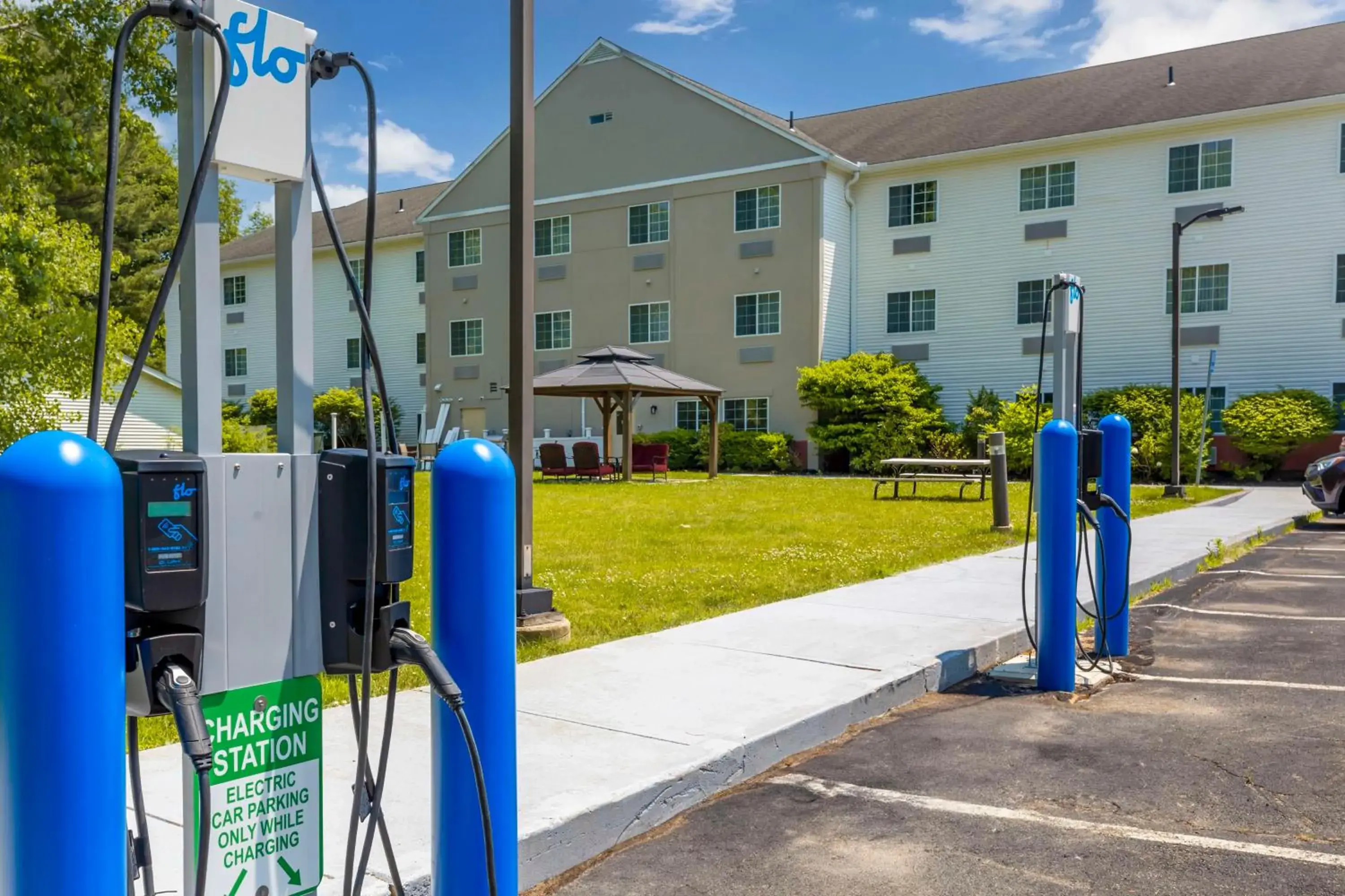 Property building in Best Western Plus Berkshire Hills Inn & Suites Property building in Best Western Plus Berkshire Hills Inn & Suites