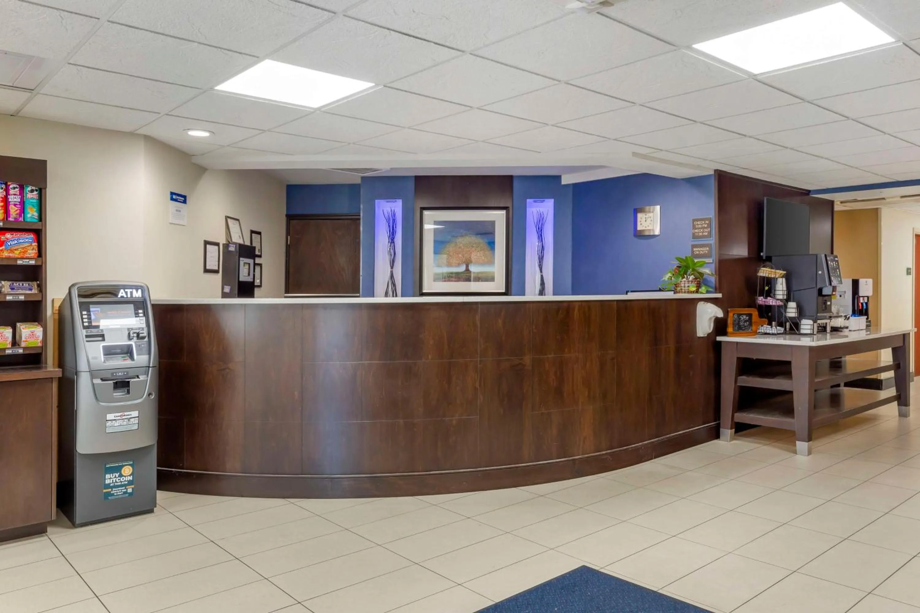 Lobby or reception in Best Western Plus Berkshire Hills Inn & Suites