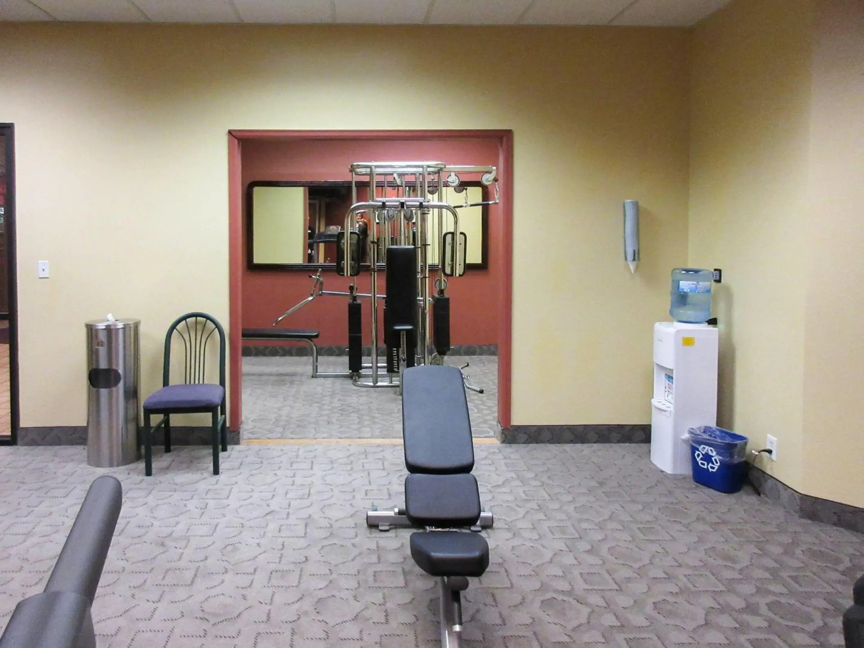 Fitness centre/facilities in Clarion Inn Fitness centre/facilities in Clarion Inn
