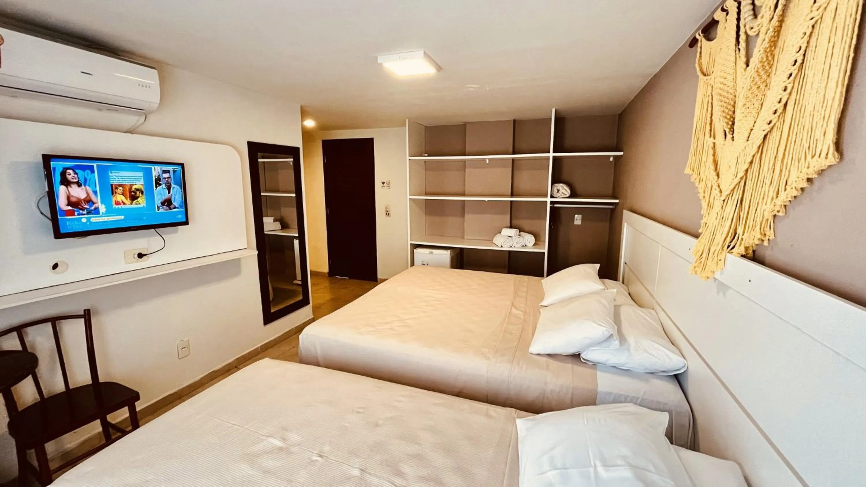 Photo of the whole room, Bed in Pousada Iandê