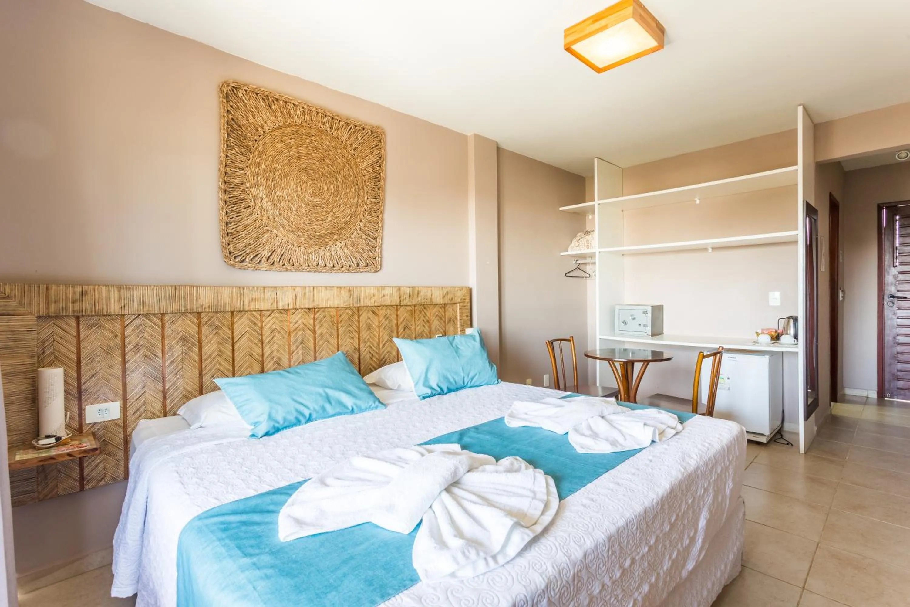 Photo of the whole room, Bed in Pousada Iandê