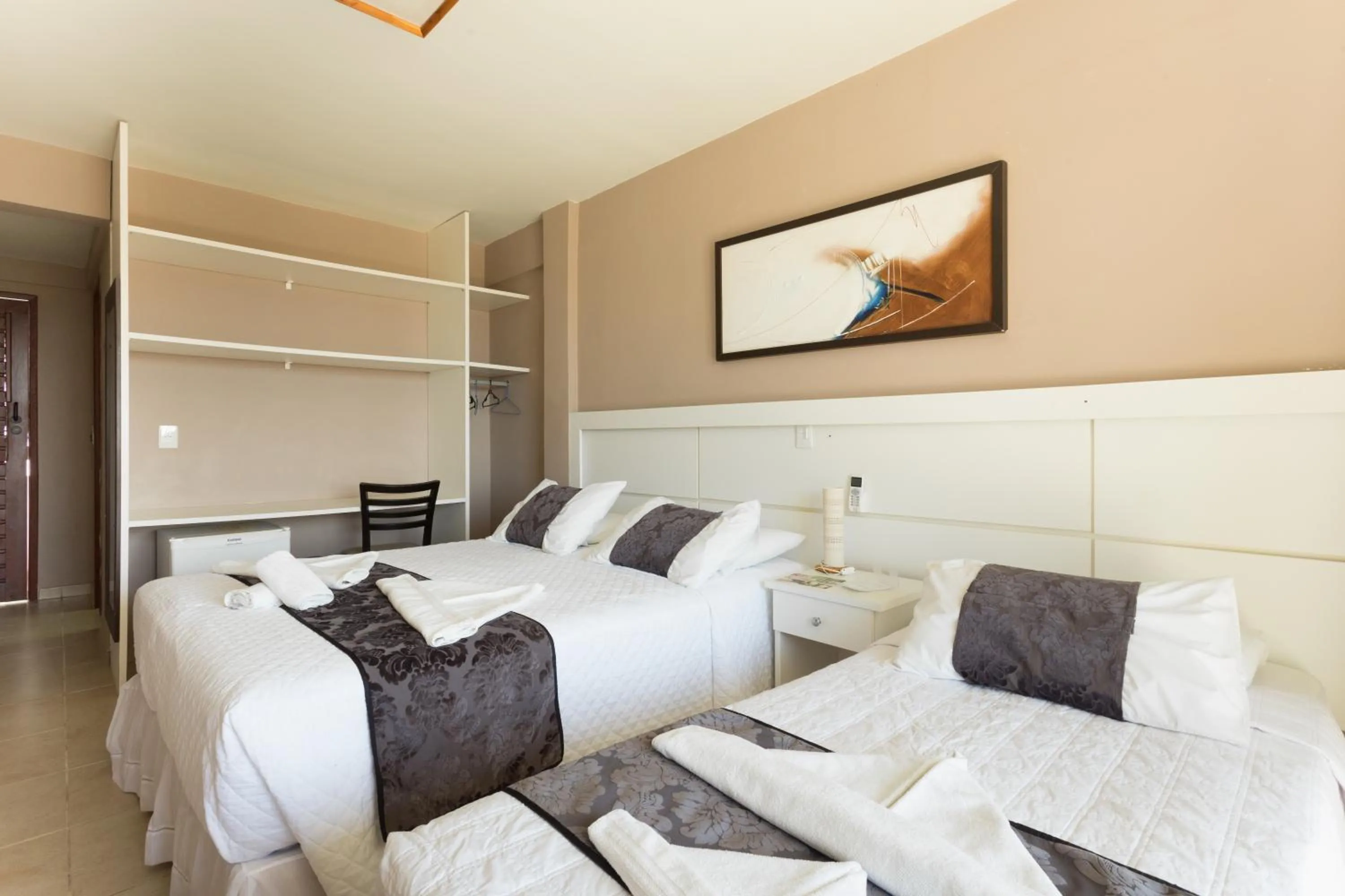 Photo of the whole room, Bed in Pousada Iandê