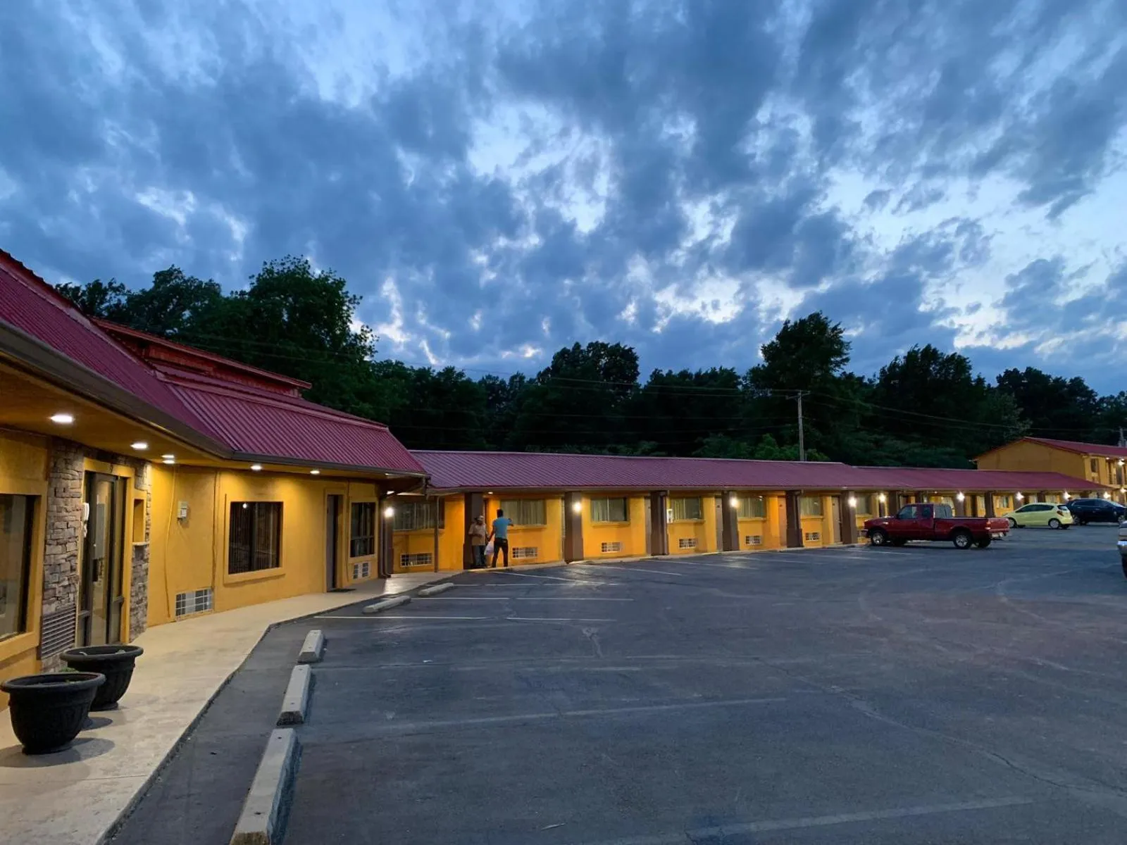 Property building in Journey Inn Marion