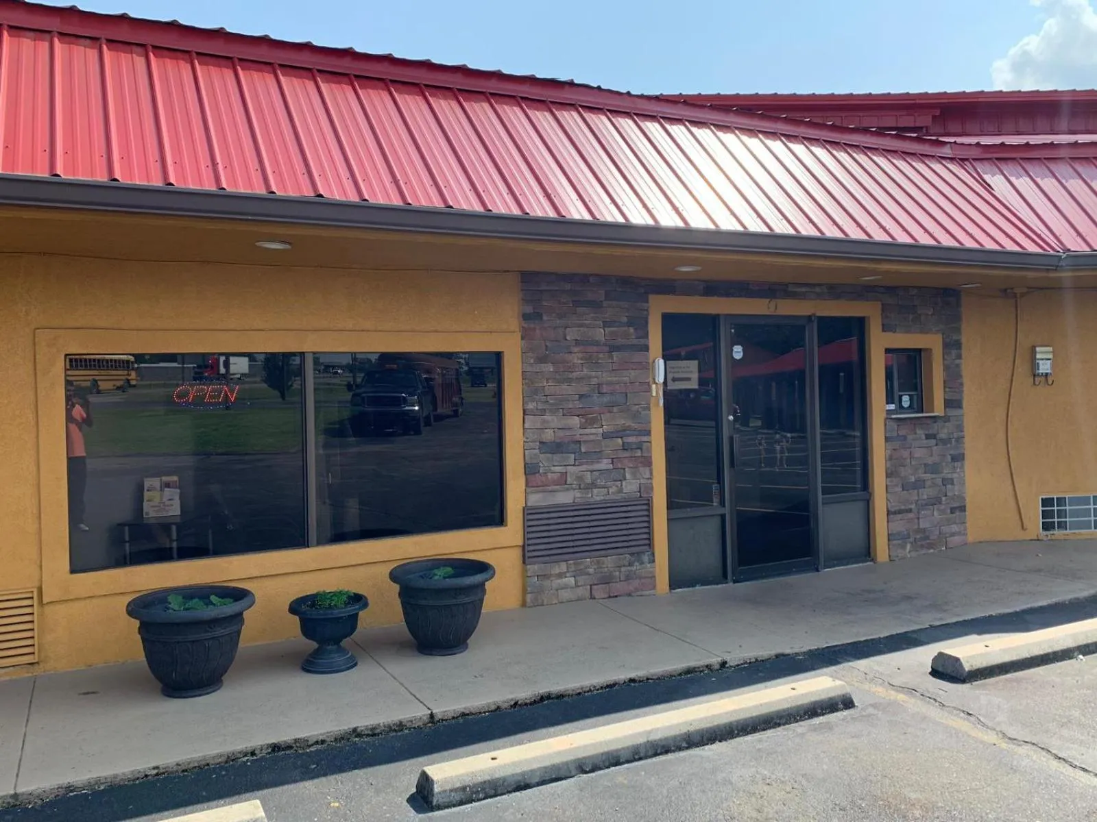 Property building in Journey Inn Marion