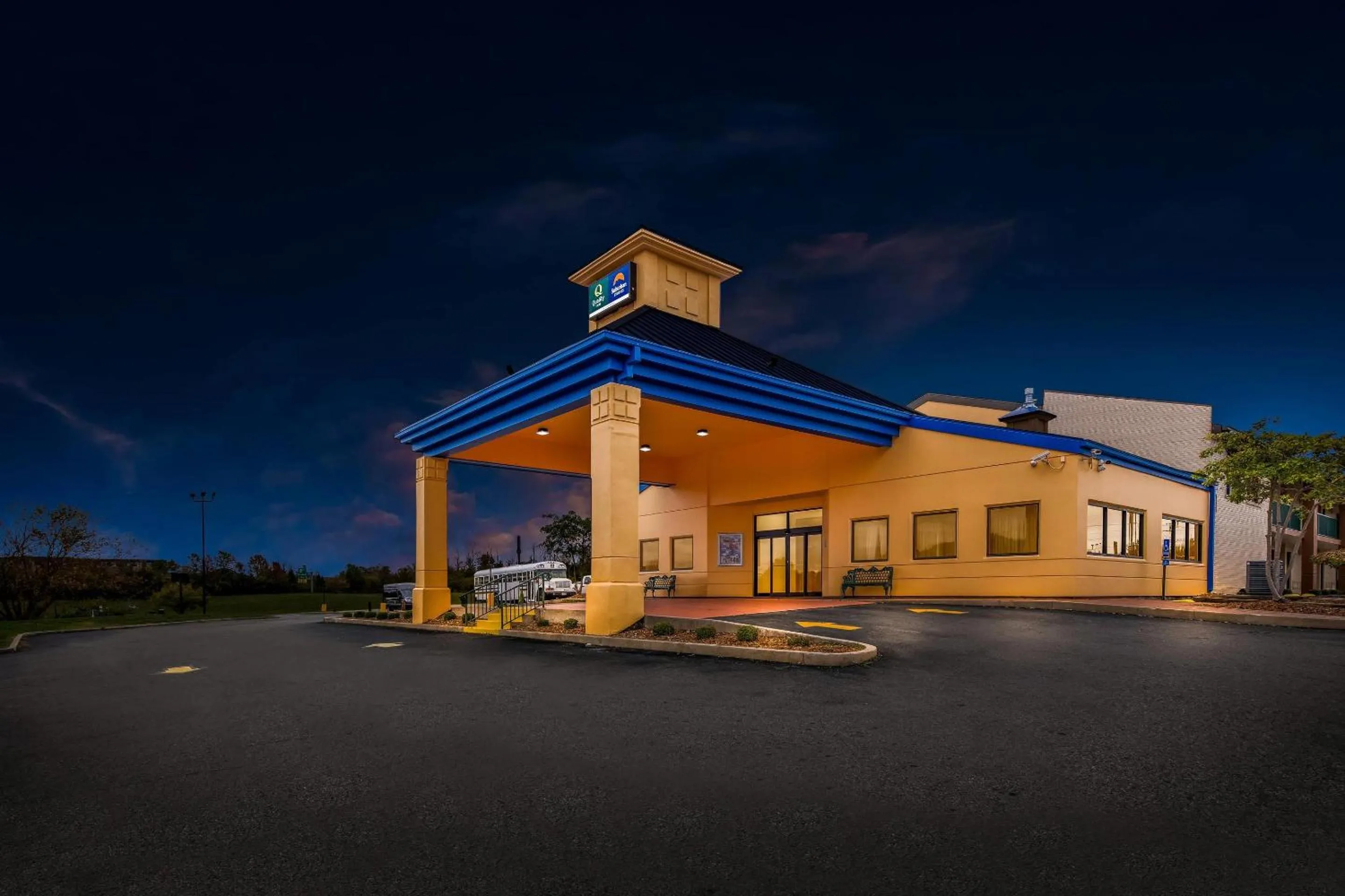 Property building in Quality Inn Mason Near Kings Island
