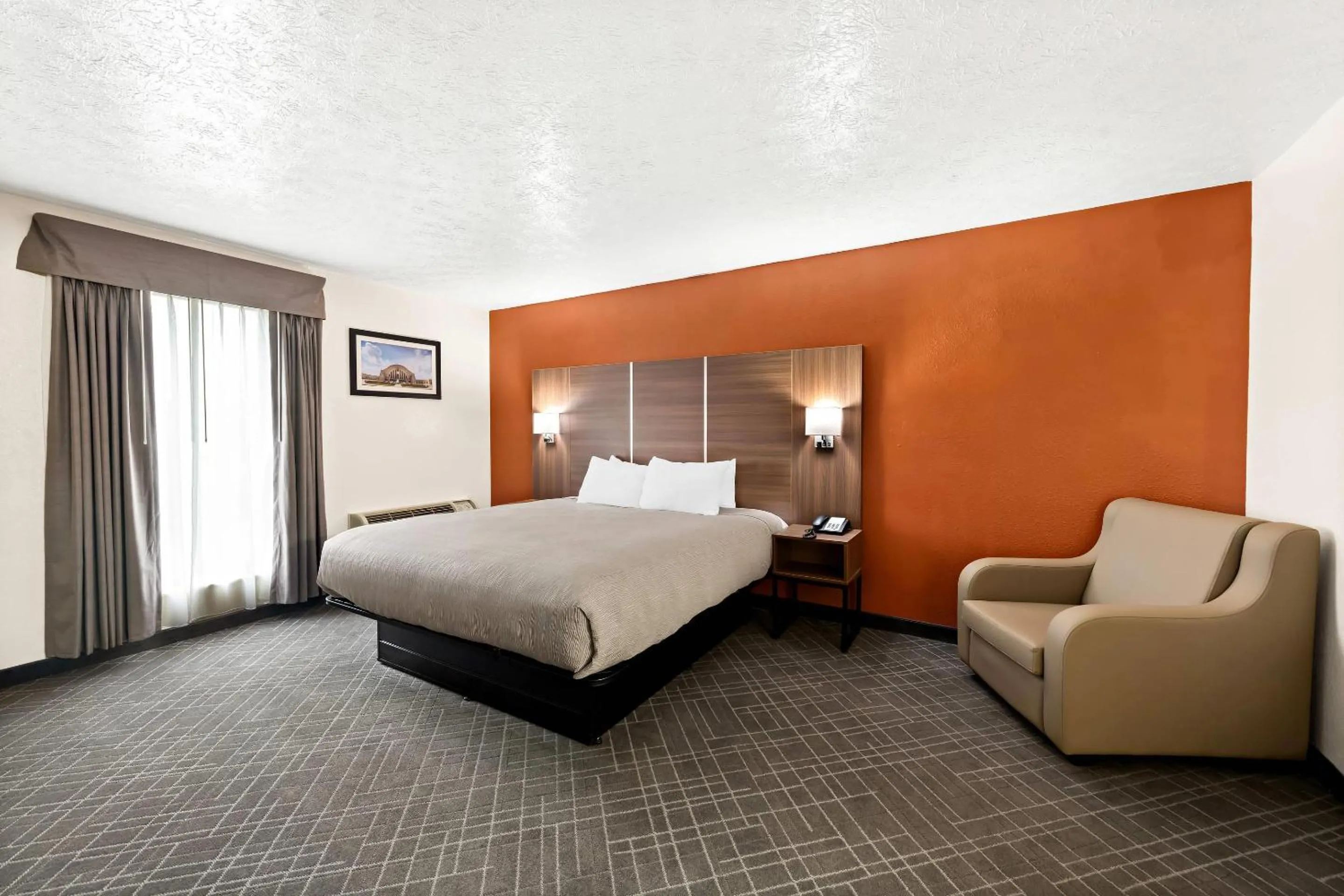 Bedroom, Bed in Quality Inn Mason Near Kings Island