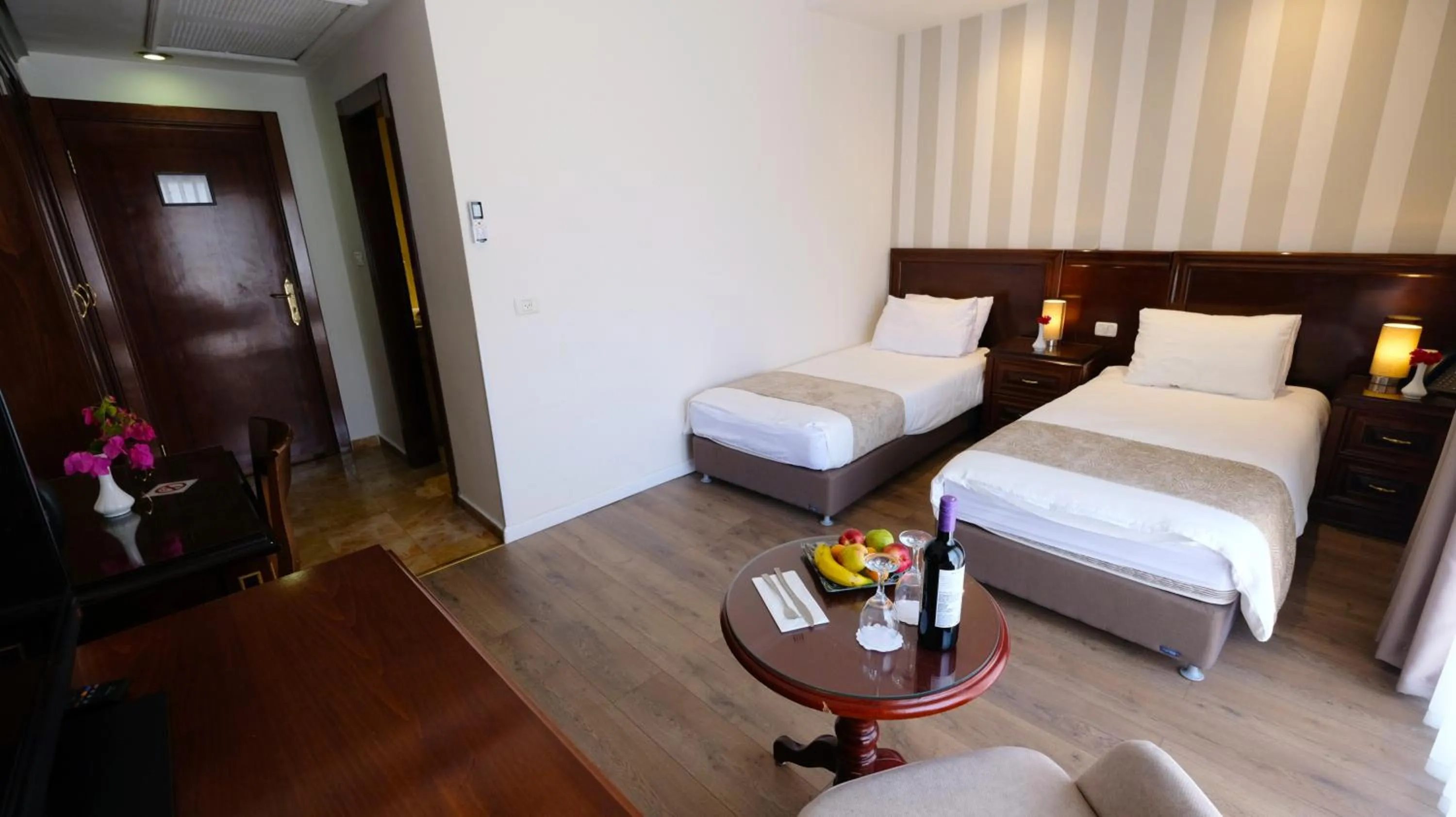 Photo of the whole room, Bed in Christmas Hotel - Jerusalem