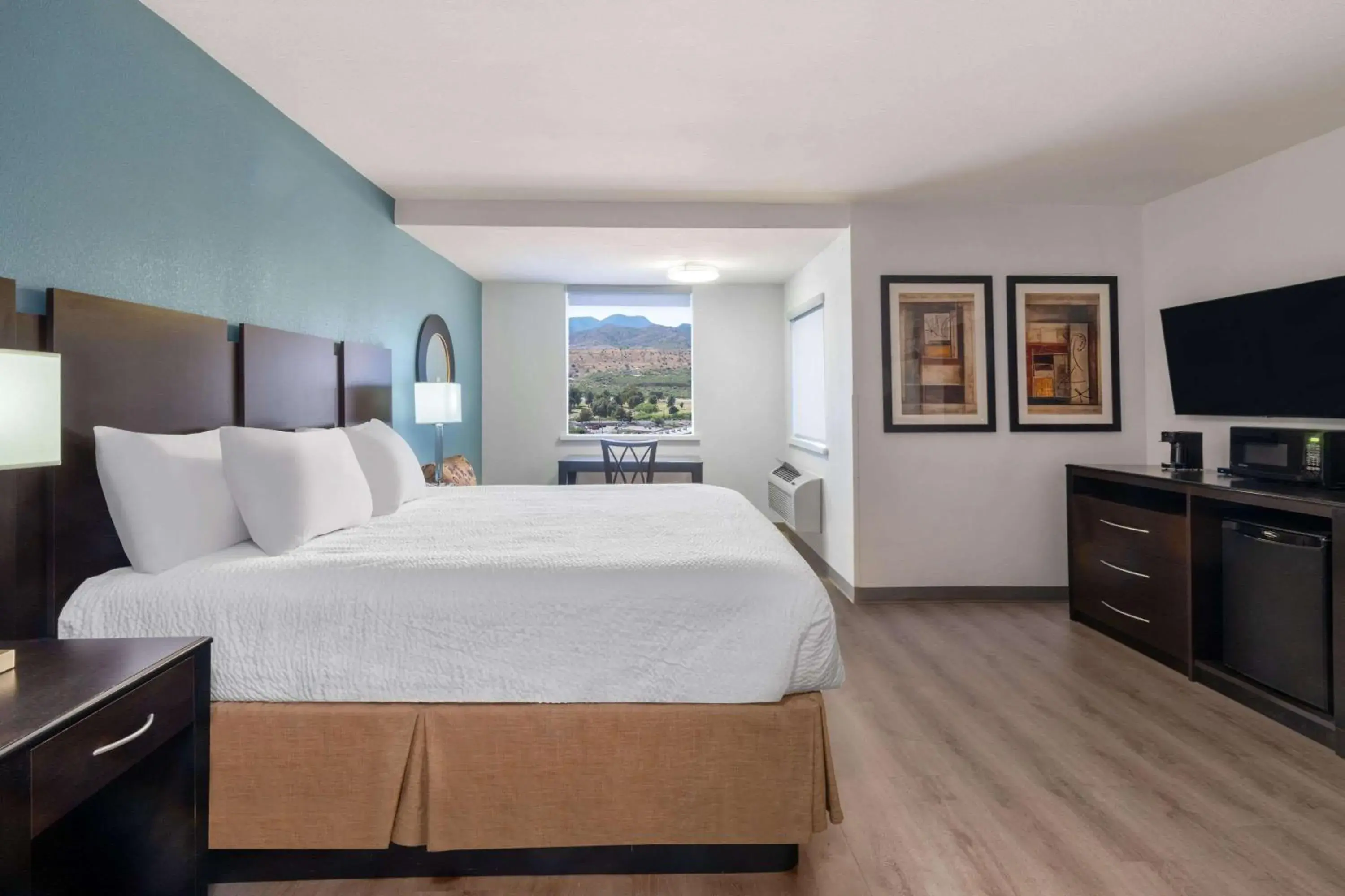 King Room - Non-Smoking in Travelodge by Wyndham Globe AZ King Room - Non-Smoking in Travelodge by Wyndham Globe AZ