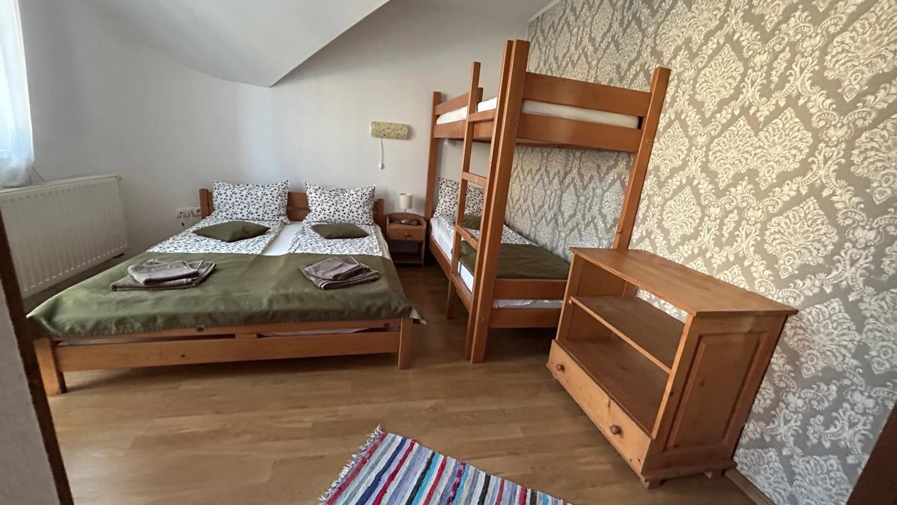 Bed in Kincses Panzió